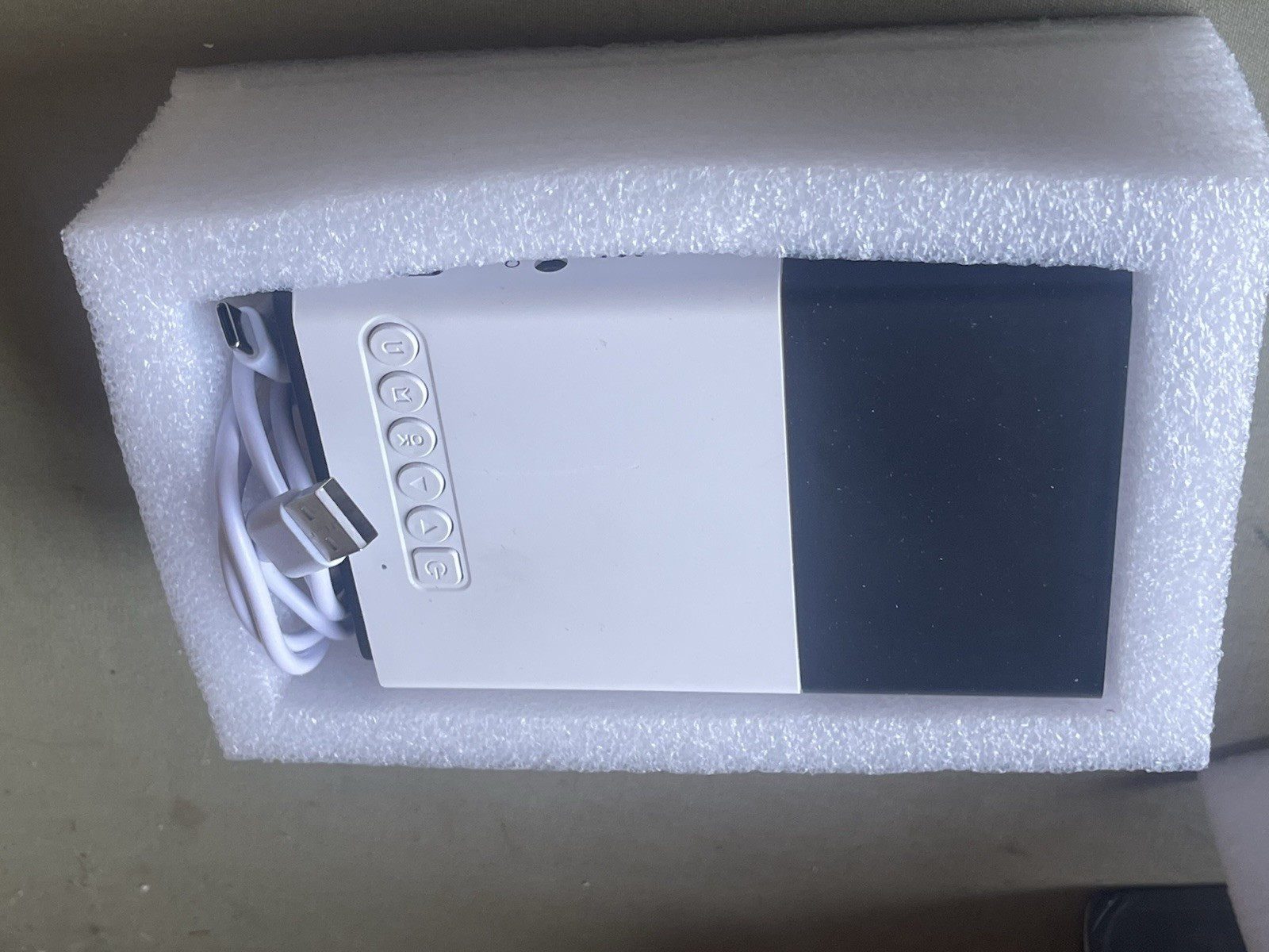 Portable Multi-Media HD Mini LED Projector Model YG300 w Remote