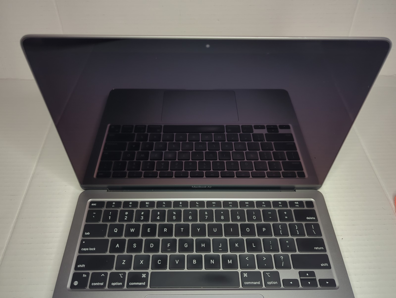 🍎 Apple MacBook Air M1 2020 A2337 16GB RAM 256GB SSD macOS Tahoe + Charger