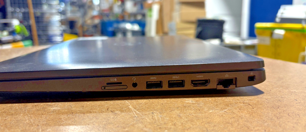 Dell Latitude 5500 15.6″ i5-8365U 16GB RAM 256GB SSD No Charger/OS