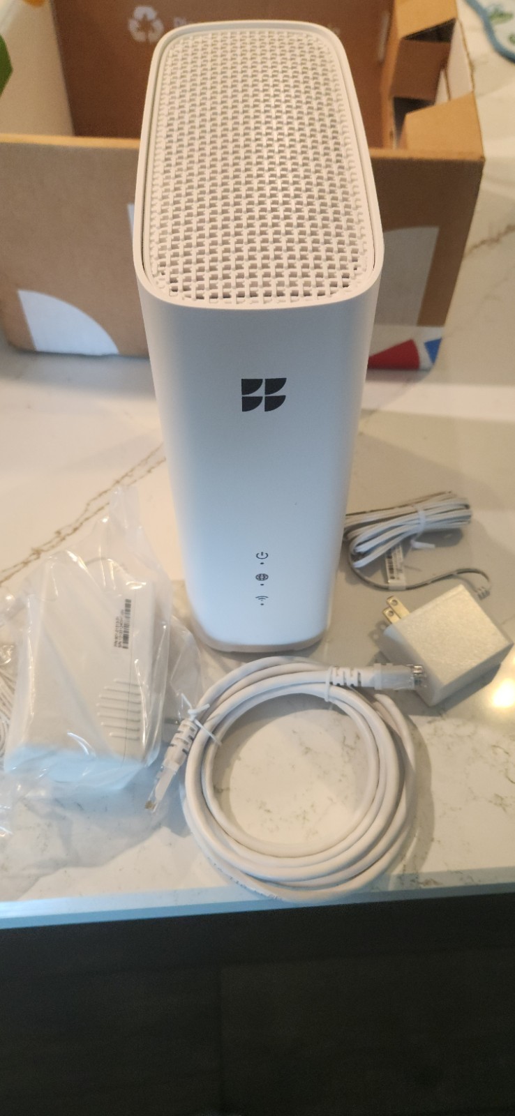 Google Fiber Wi-Fi 6E Router 5-Port Tri-Band 6GHz (GR6EXX0C) White