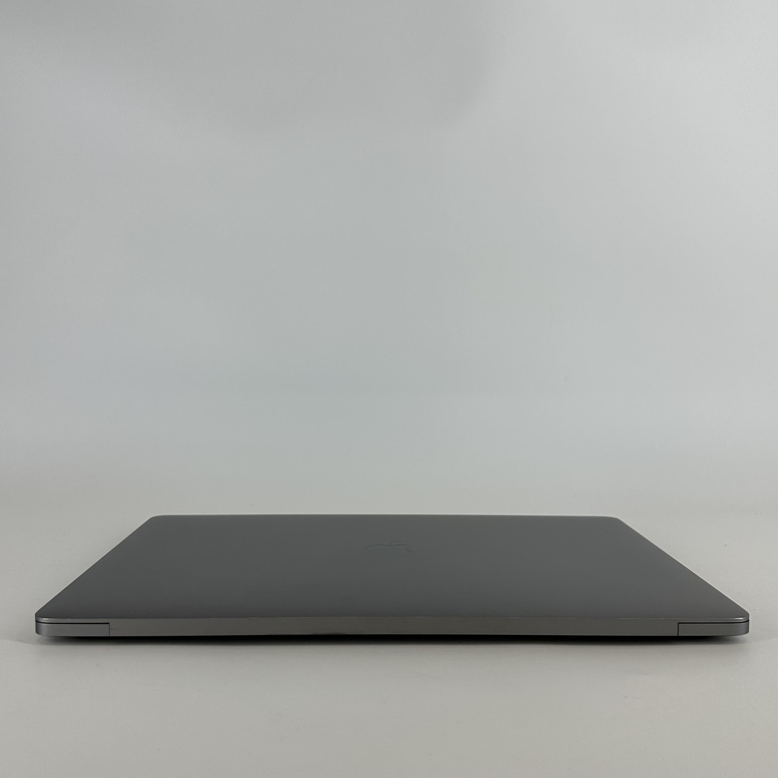 MacBook Pro 16 Touch Bar Gray 2019 i9 16GB 1TB SSD Radeon Pro 5500M Tinted LCD