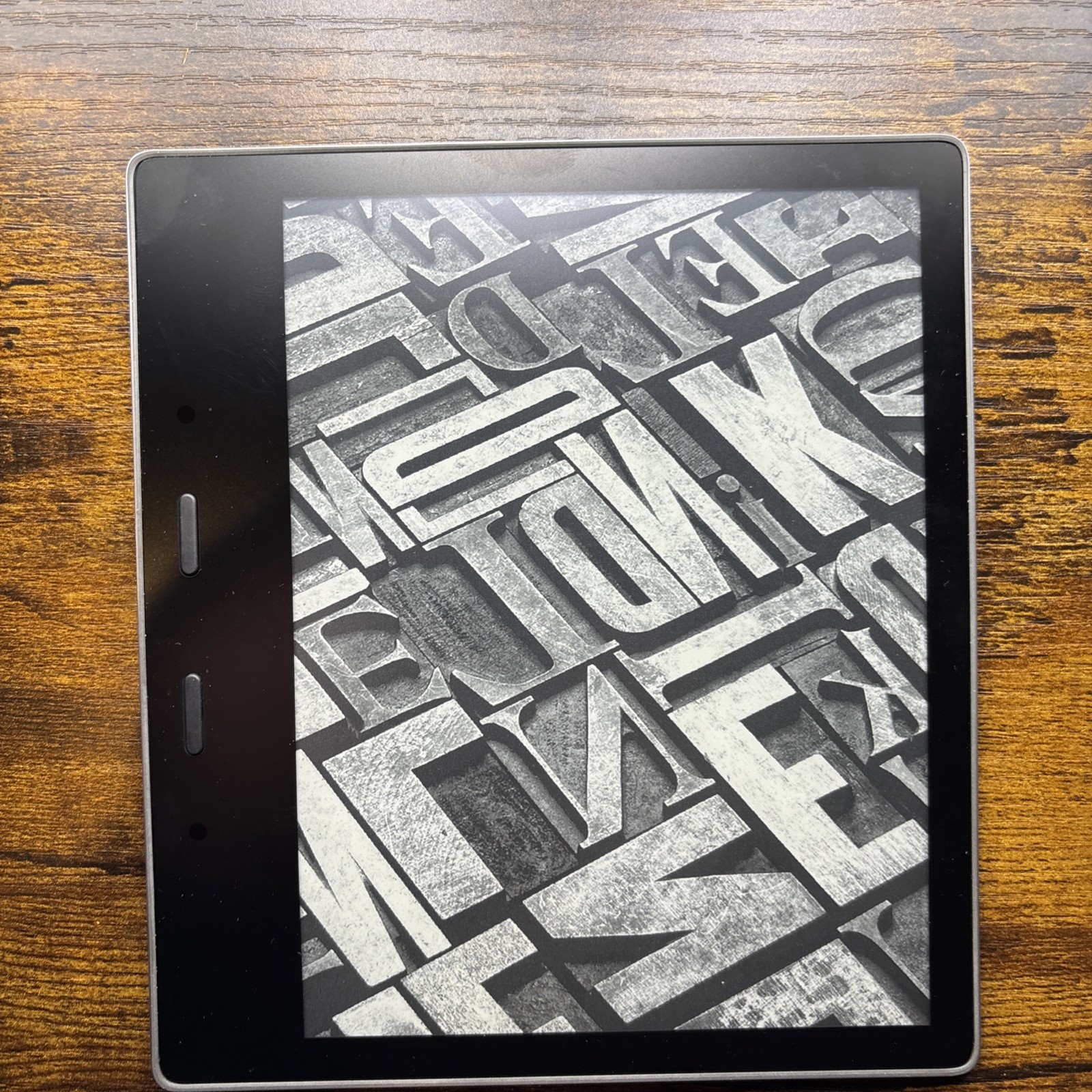 Amazon Kindle Oasis S8IN40 10th Generation 32GB 7″ NO CORD