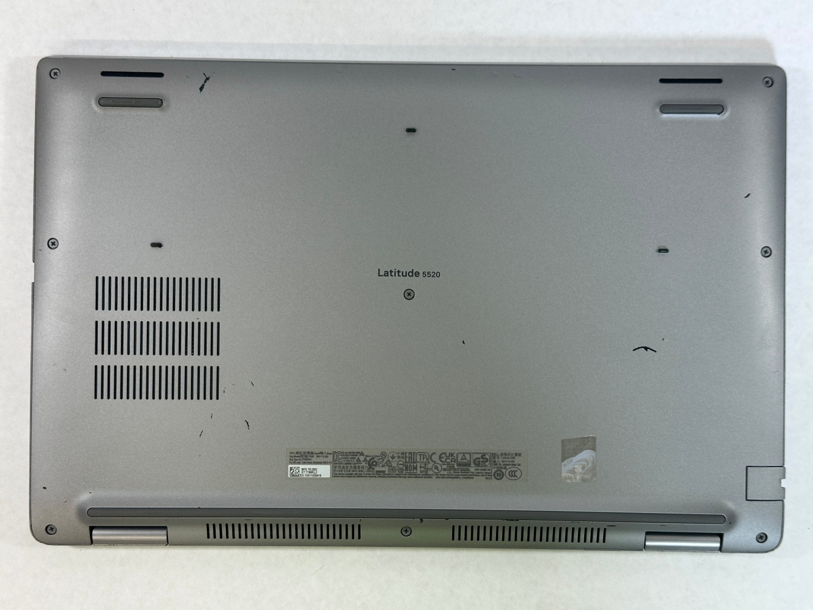 Dell Latitude 5520 15.6″ Laptop i7-1185G7 16GB RAM 512GB NVME Win11P – Worn