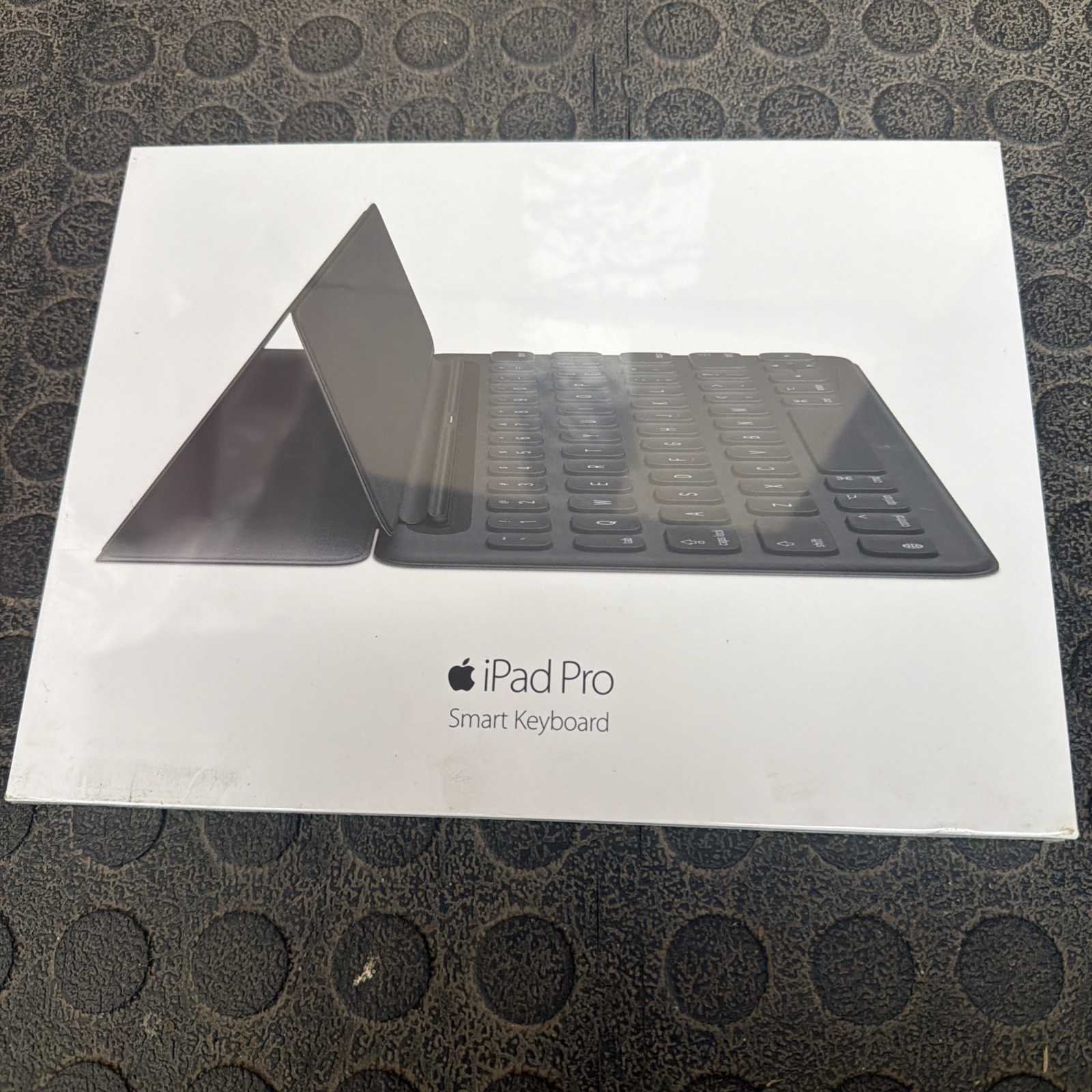 Apple Smart Keyboard for iPad Pro 9.7 inch – Black