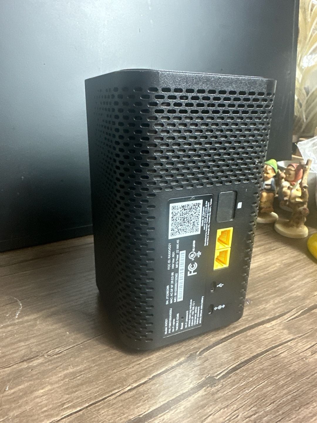 T-Mobile Arcadyan KVD21 5G Home Internet Wi-Fi Gateway – Black