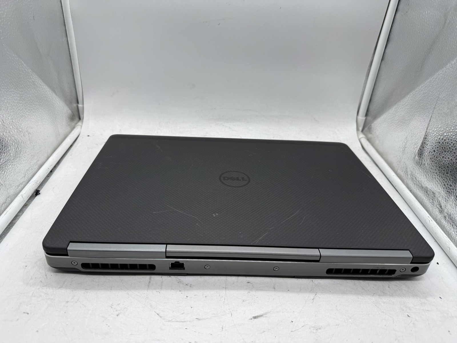 Dell Precision 7520 i7 7820HQ 2.9GHz 32GB RAM Quadro M2200 No SSD/OS