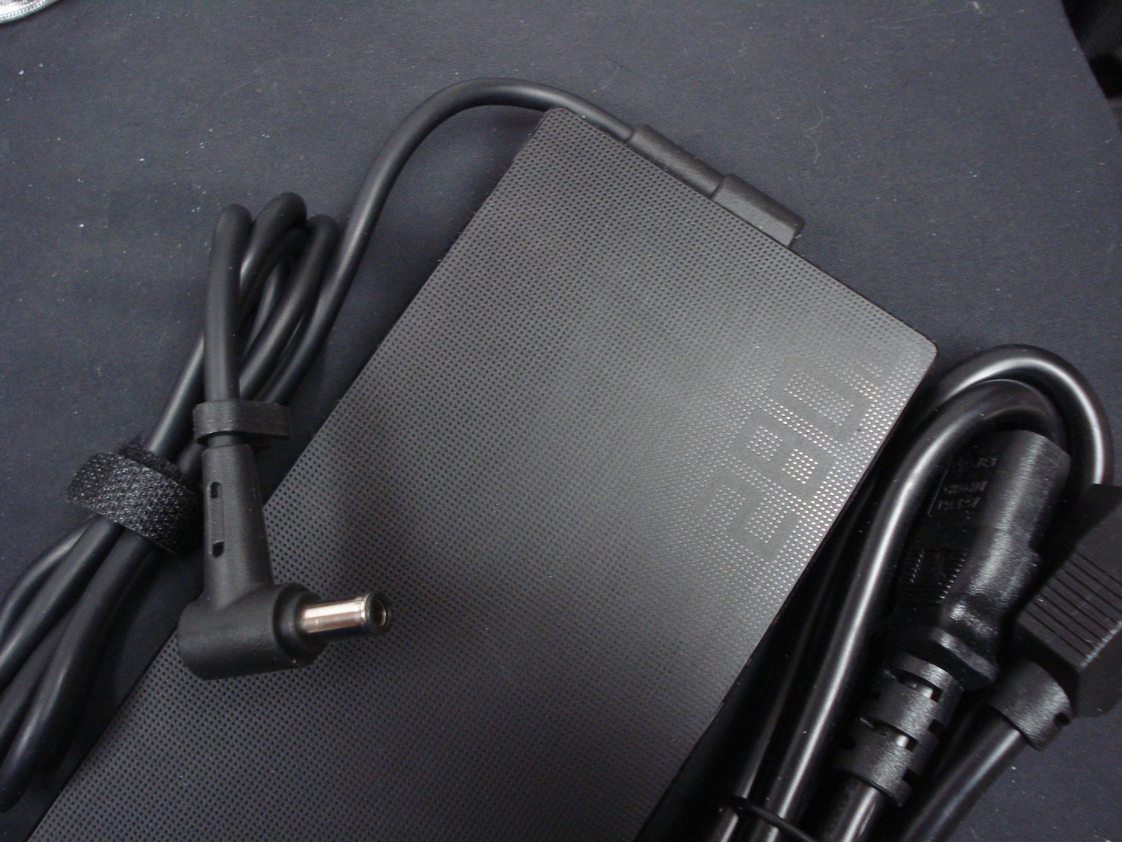Genuine OEM 280W A22-280P1A Charger for ASUS ROG Strix Scar 17 Zephyrus Duo 6mm