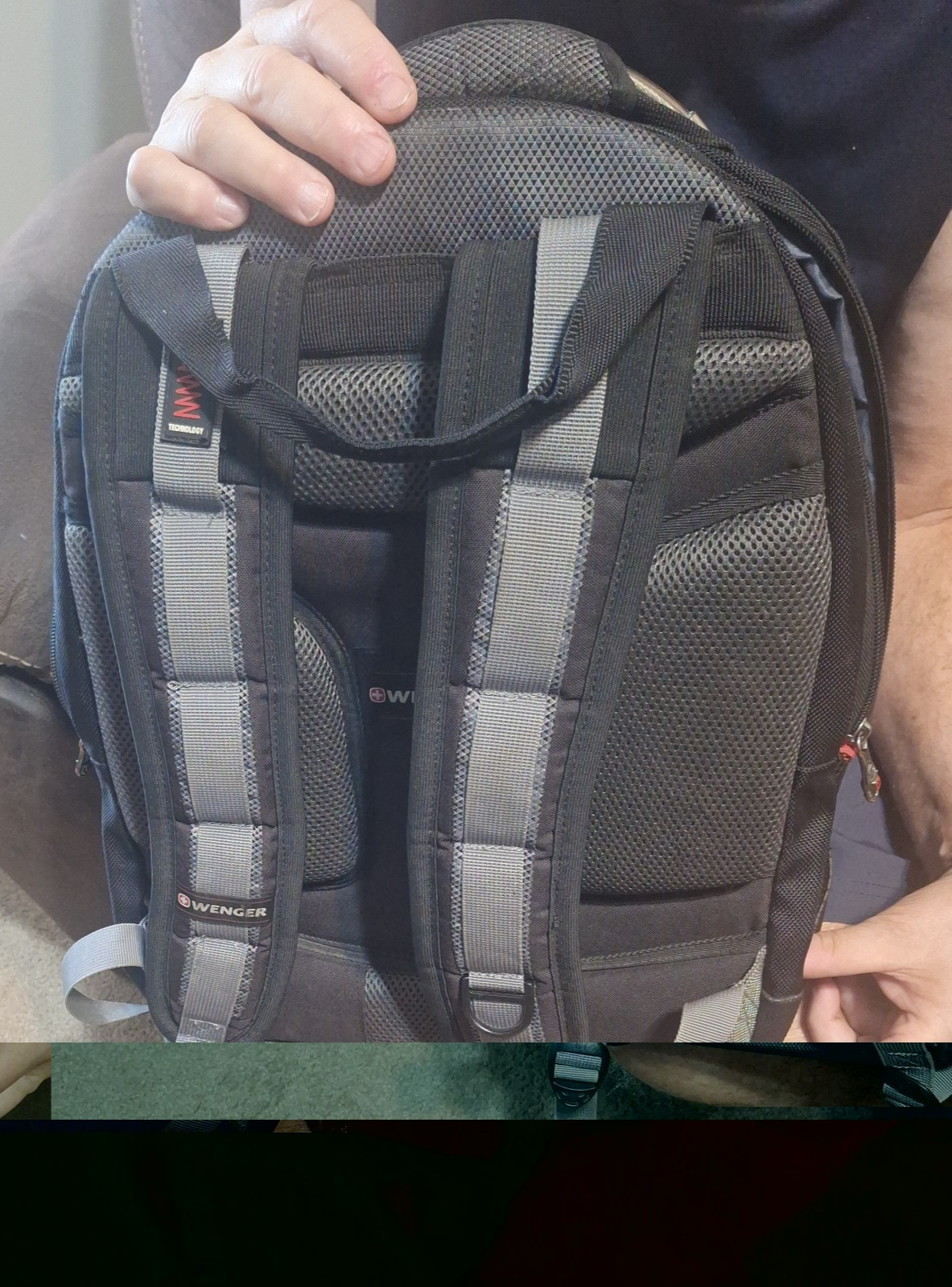 Swiss Gear Wenger Laptop 16″ Backpack Black Gray, Shock Absorbing Techology