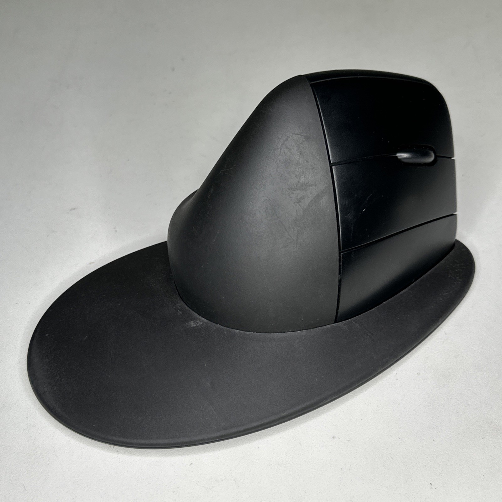 HP 920 Ergonomic Vertical Mouse Wireless Black Bluetooth Tested Working