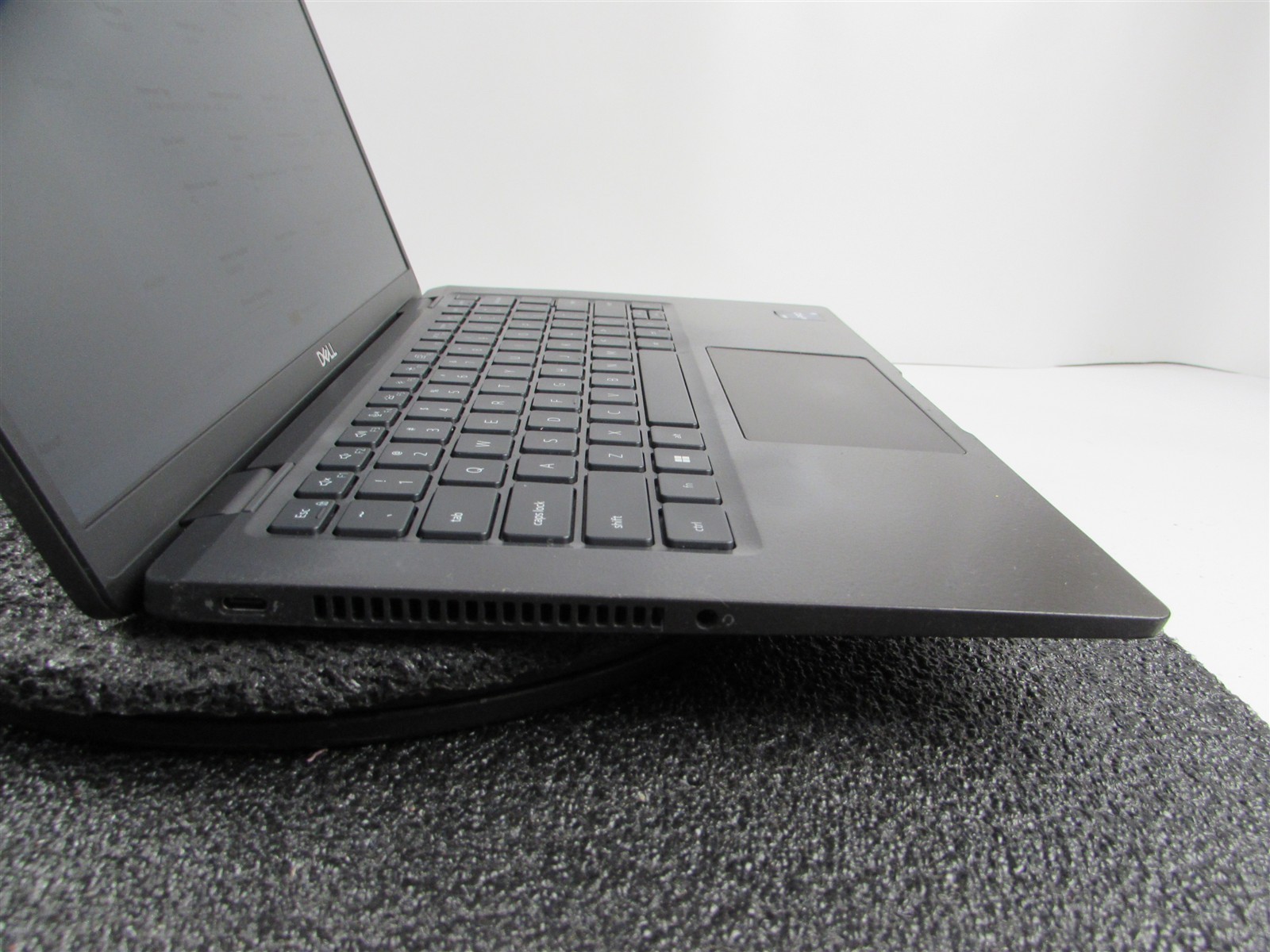 DELL LATITUDE 7430 (Ultrabook) I5-1245U 10 CORE 256GB SSD 16GB RAM NO O.S