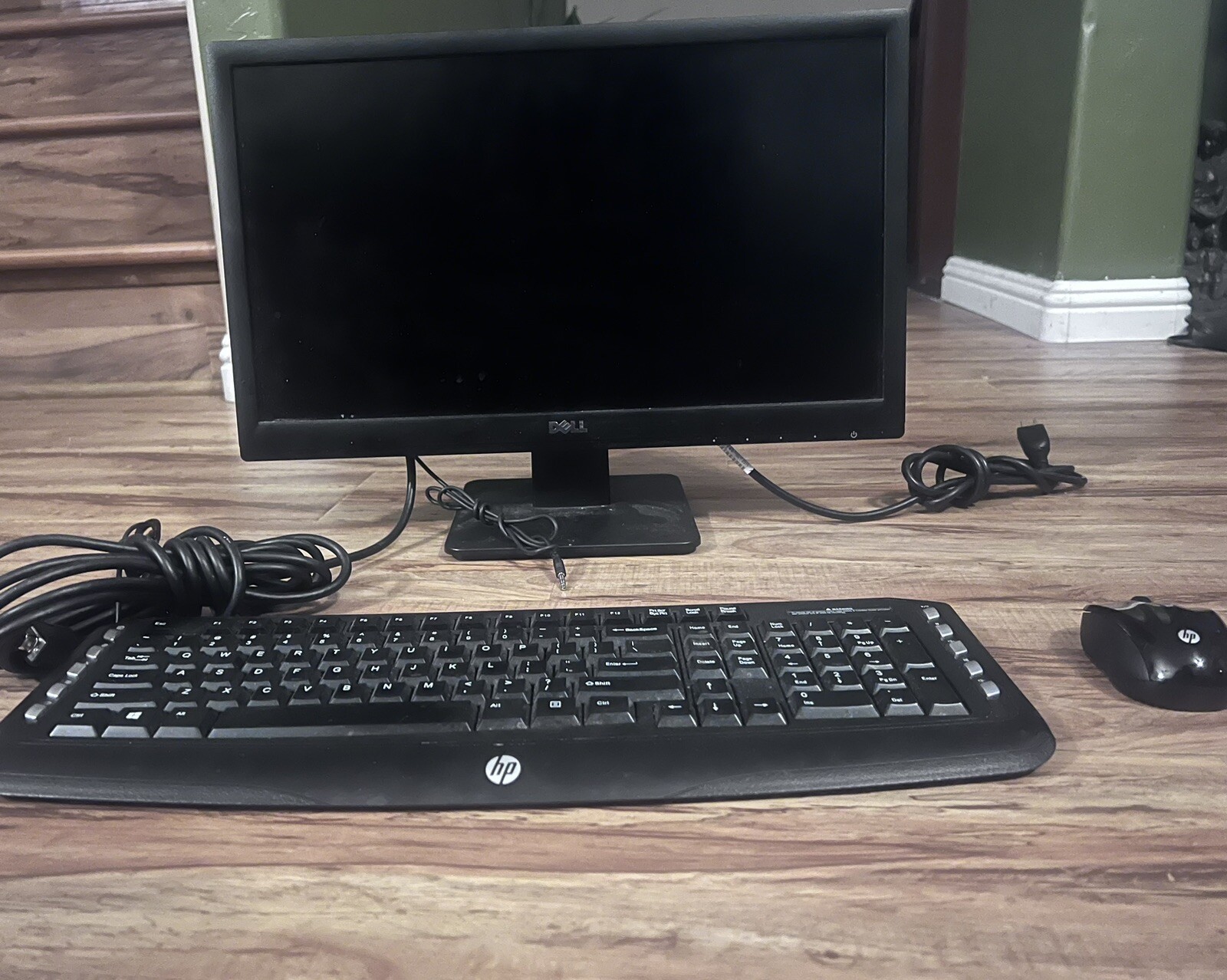 Dell Inspiron 3847 Desktop Computer + Dell Monitor
