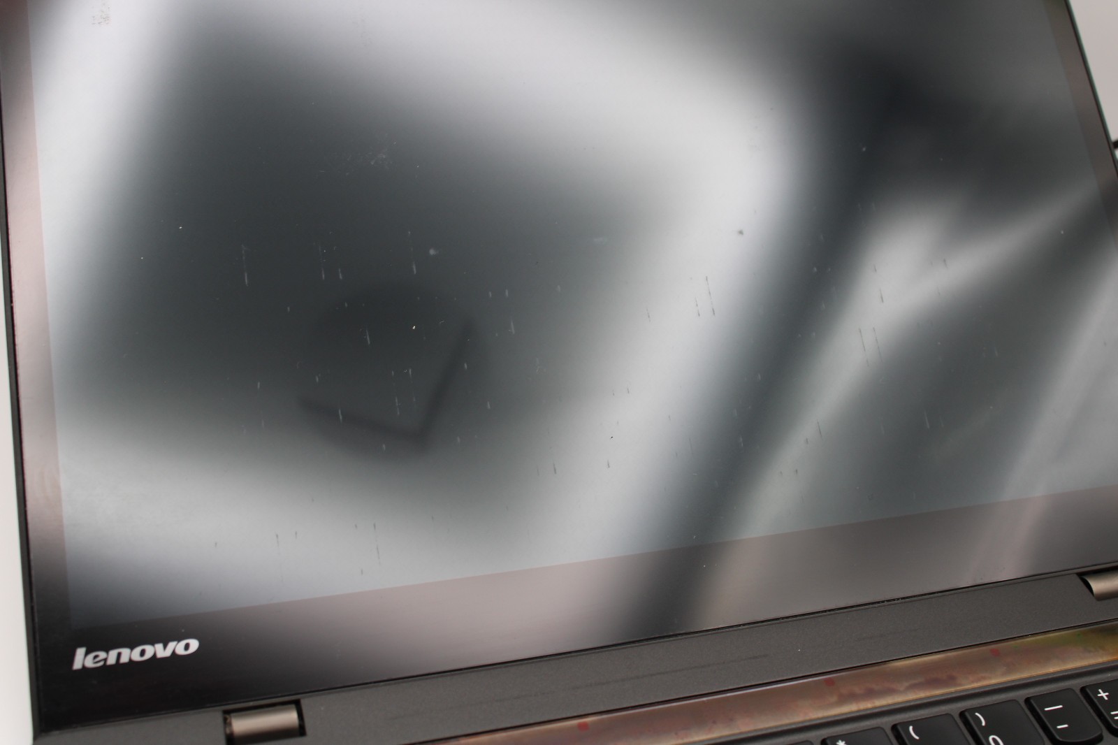Lenovo ThinkPad X1 Carbon Gen 2 Touch i7-4600U @ 2.1 GHz 8GB RAM 256GB SSD No OS