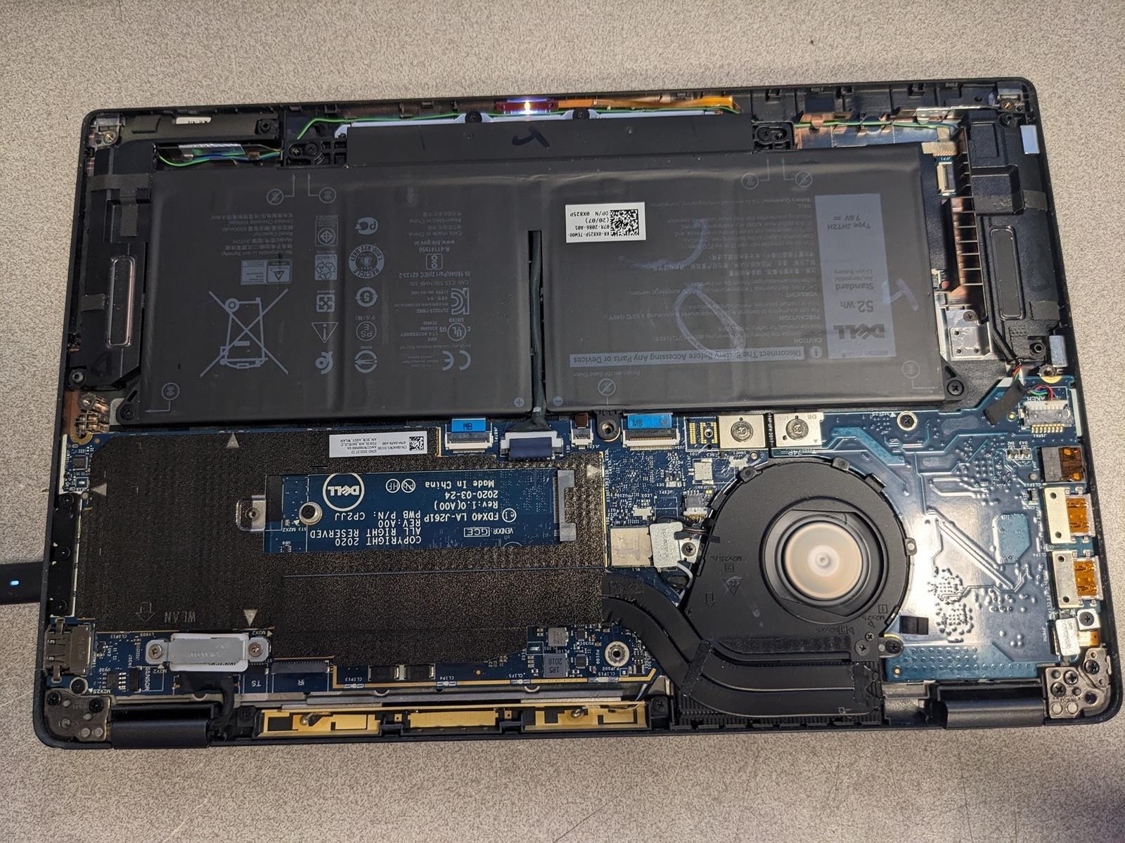DELL LATITUDE 7410 i5-10210U @ 1.60GHz, 8GB RAM, NO HDD/OS