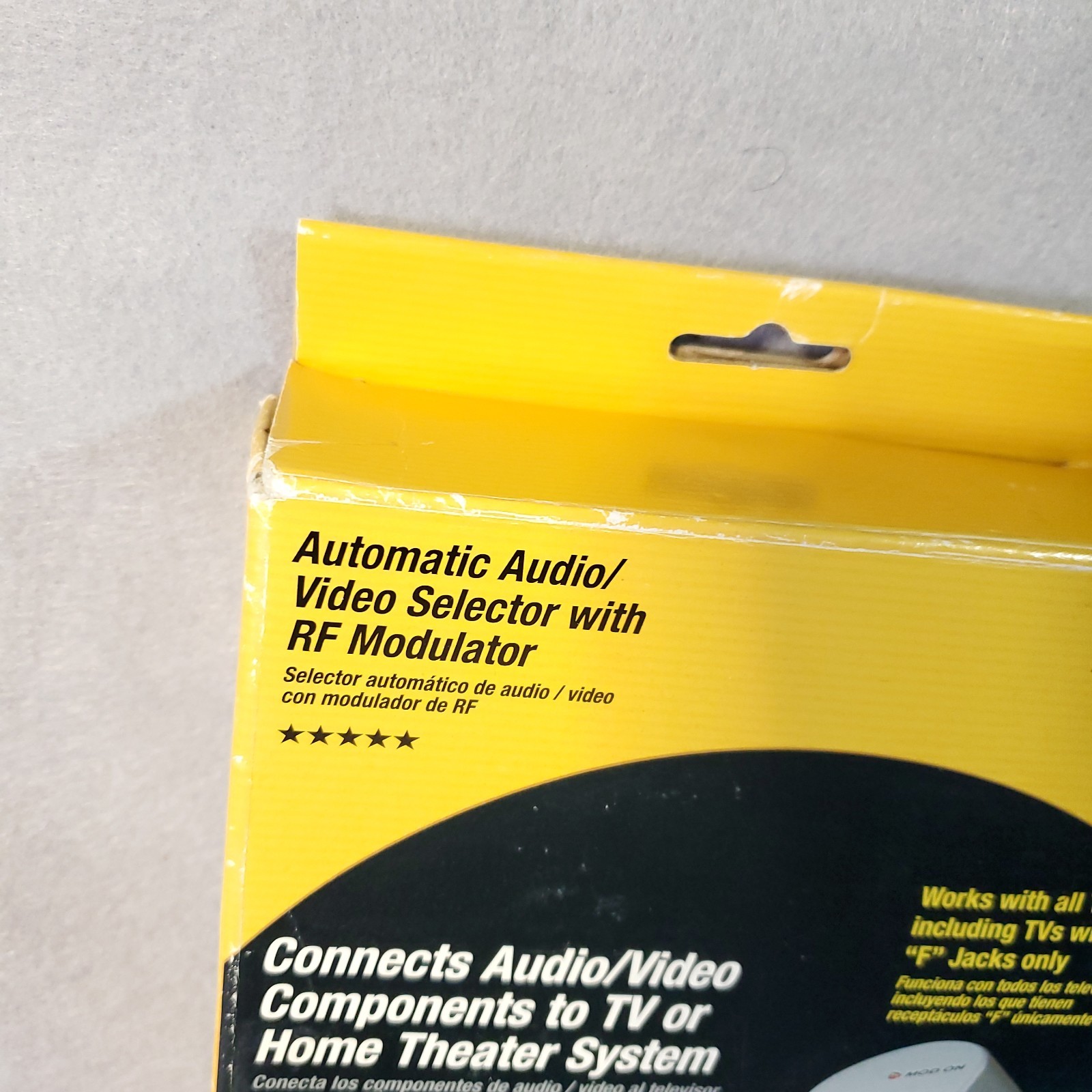 Philips PH61153 Master Video Switching Center Connect 4 Devices(T9) NEW Open Box
