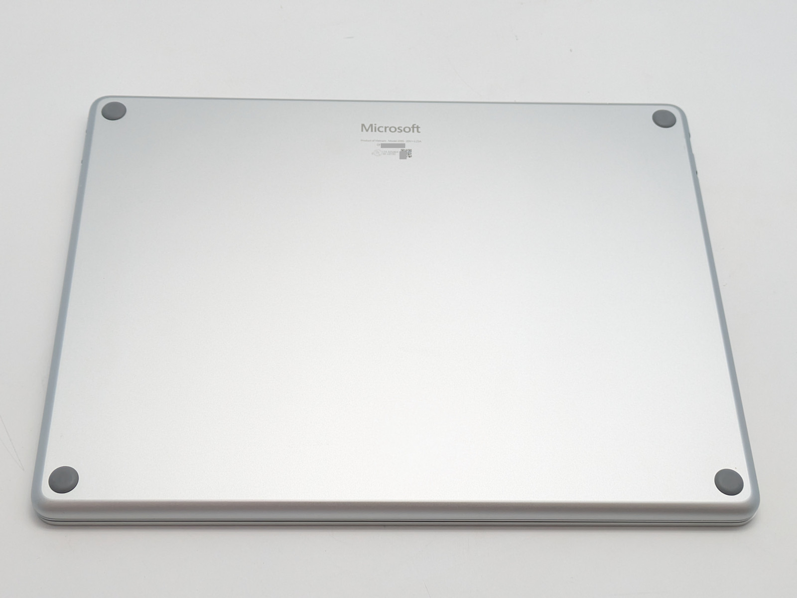 Microsoft Surface Laptop 13″ Snapdragon X Plus 16GB DDR5 256GB UFS Windows 11H