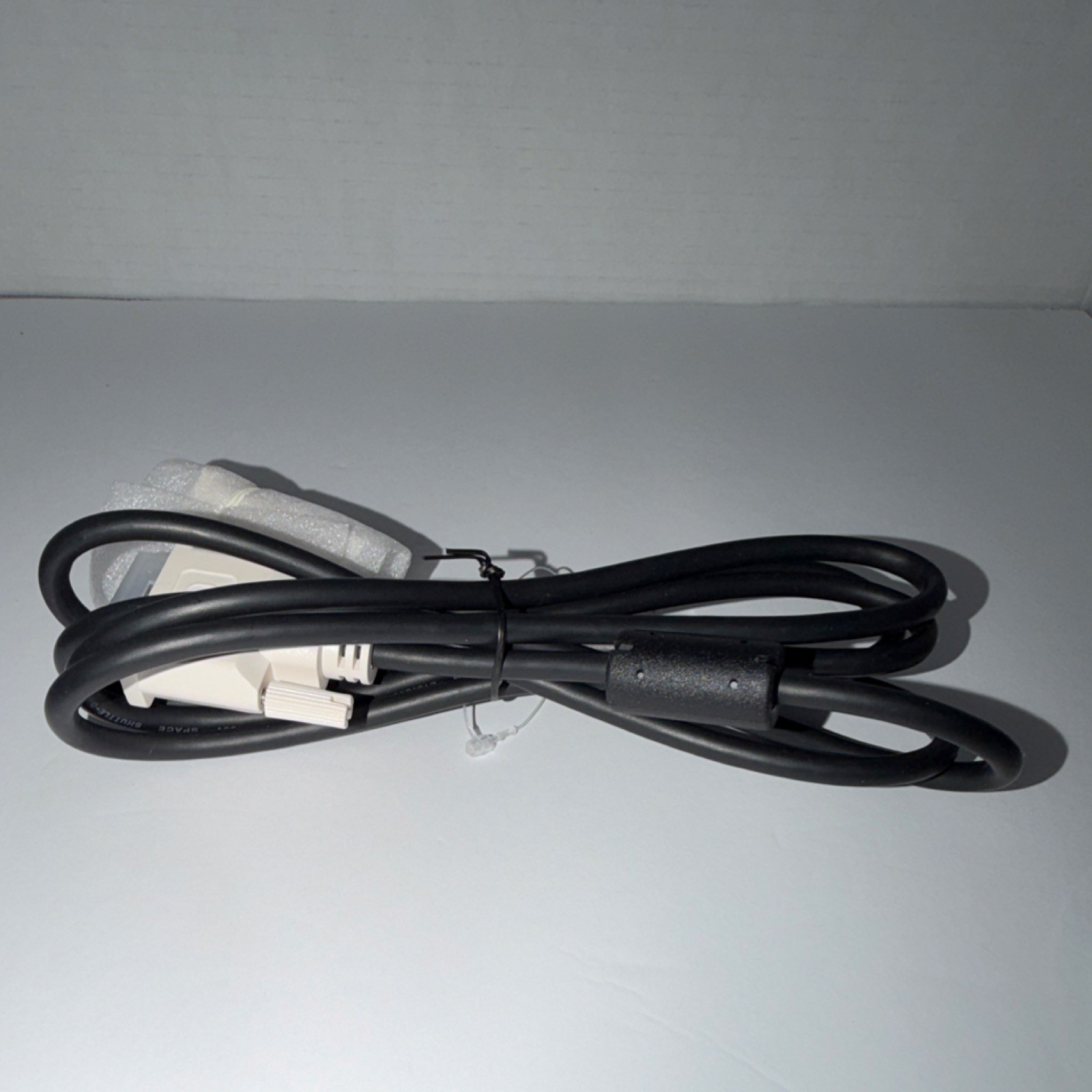 VGA/SVGA D-Sub Male to Male Cable AWM E101344 Black Monitor Cable