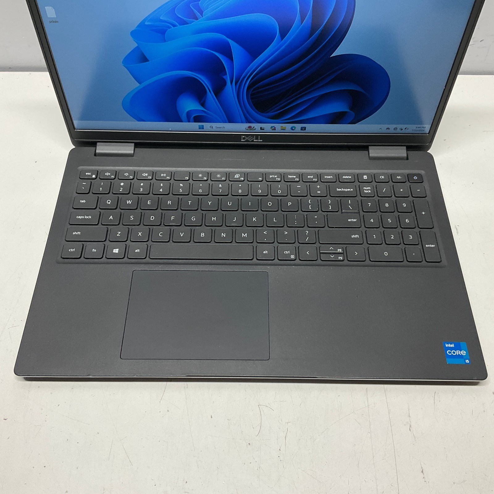 Dell Latitude 3520 Laptop Intel i5-1135G7 4GB RAM 256GB SSD Windows 11 Pro