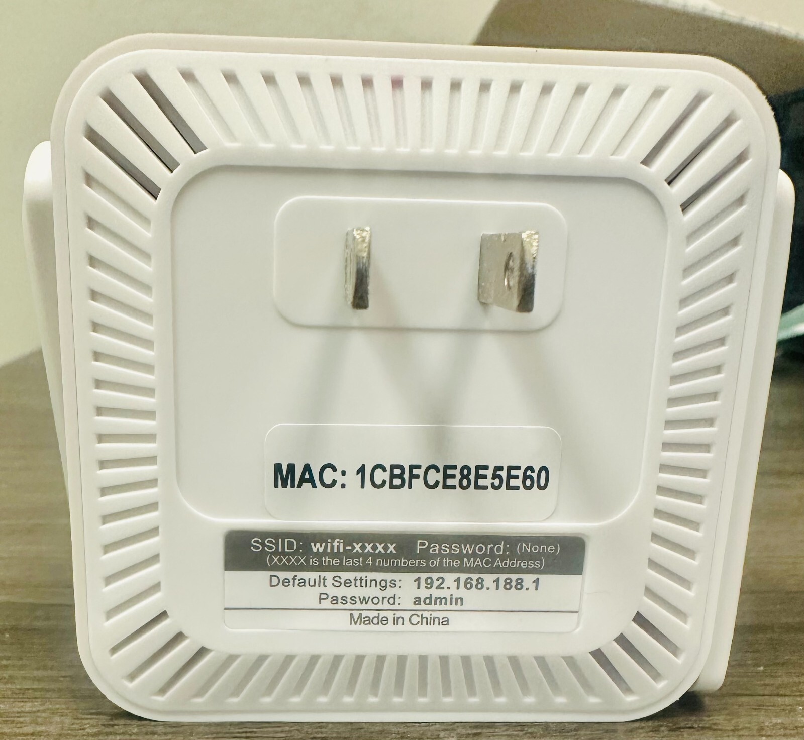 NEW WiFi 300mbps Repeater Wireless Range Extender Free Shipping USPS