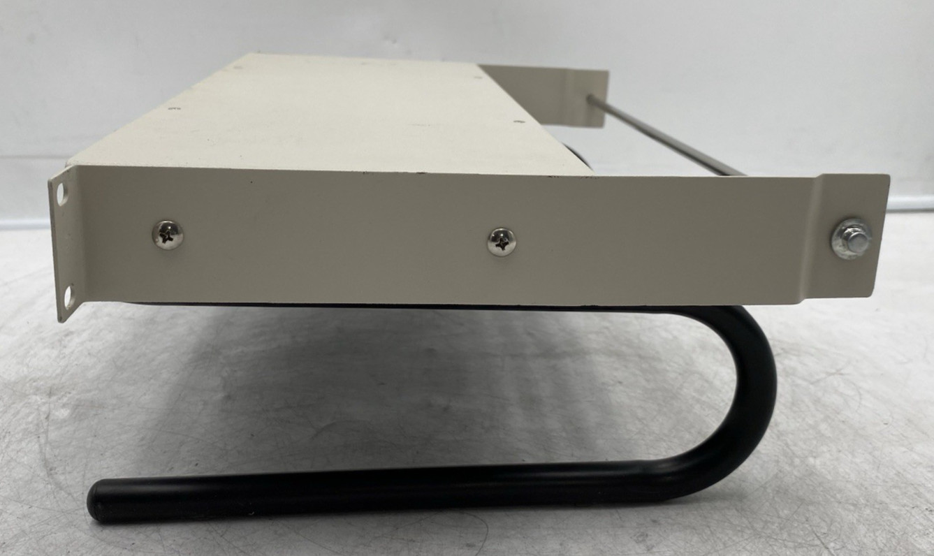 Avocent Autoview 8 Port KVM Switch (520-270-003)