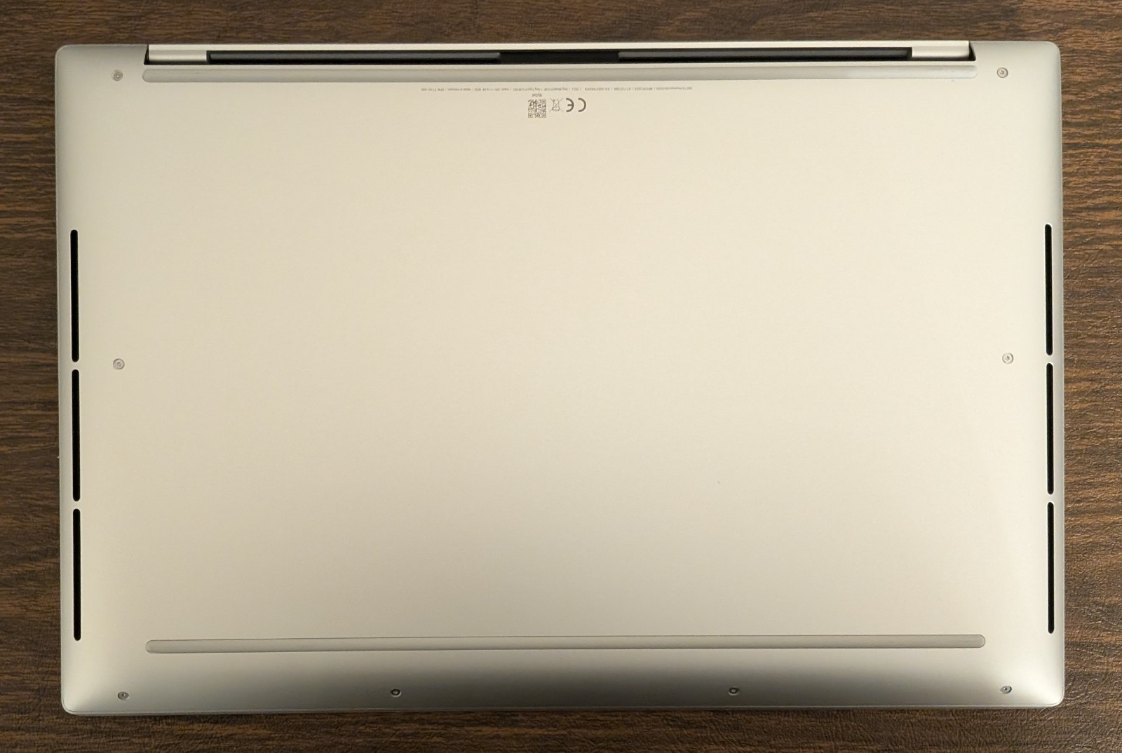 Dell XPS/Premium 16 4K OLED Touch (Core Ultra 7 255H, 32GB/1TB, RTX 5050) Silver