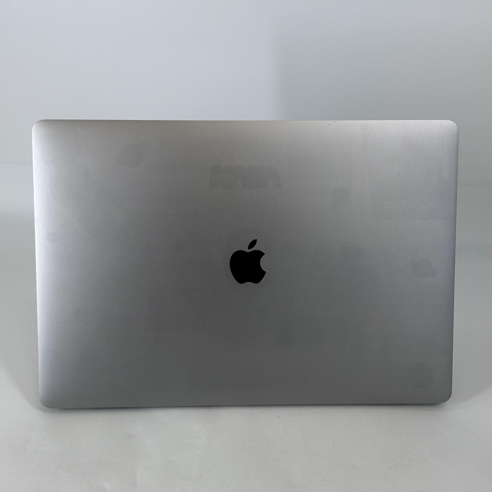 MacBook Pro 16 Touch Bar Space Gray 2019 i9 16GB 1TB AMD Radeon Pro 5500M Good