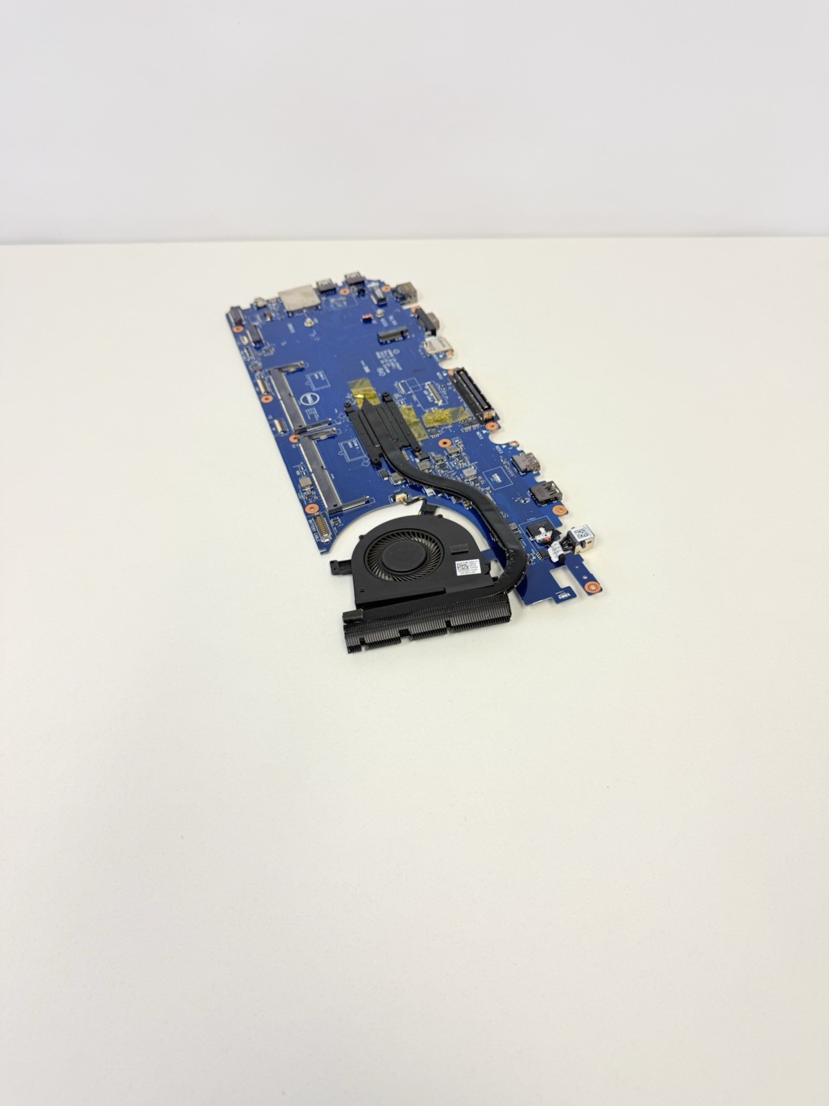 Dell Latitude E5570 Intel i7-6600U 2.6GHz Motherboard LA-C642P – Tested