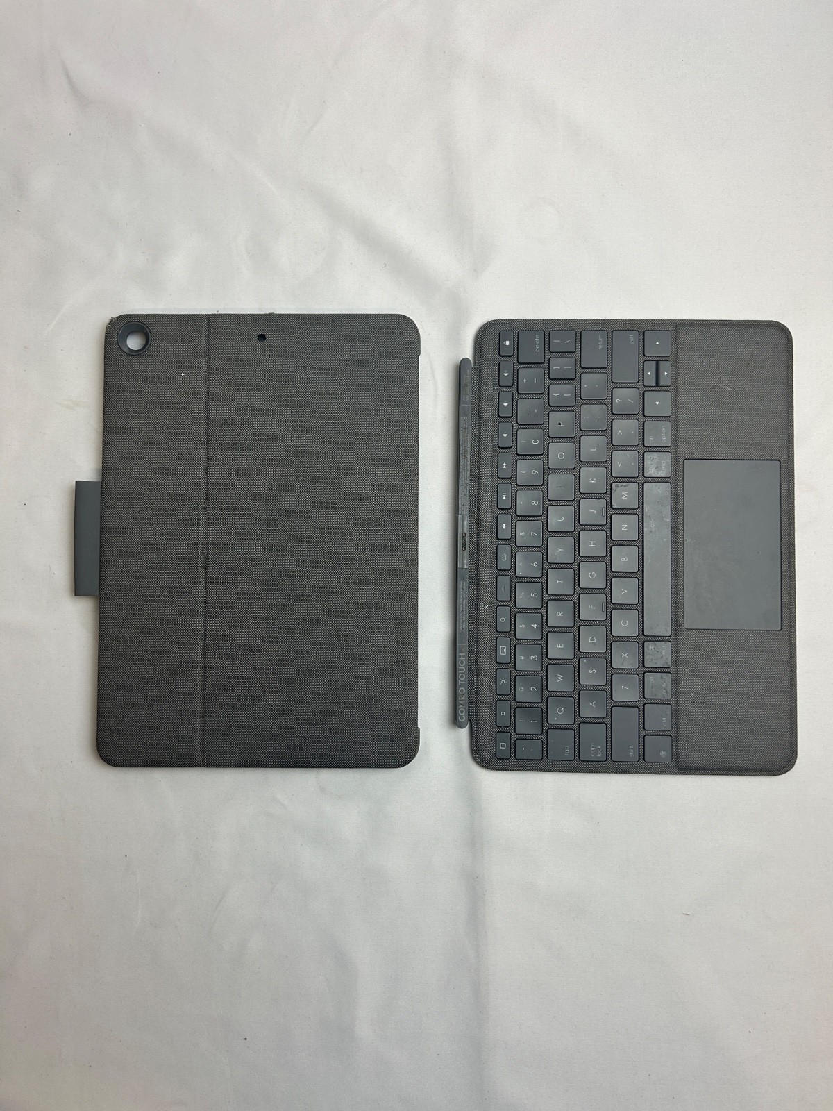 Logitech – Combo Touch Keyboard Folio for Apple iPad 10.2″ (7th, 8th & 9th Gen)