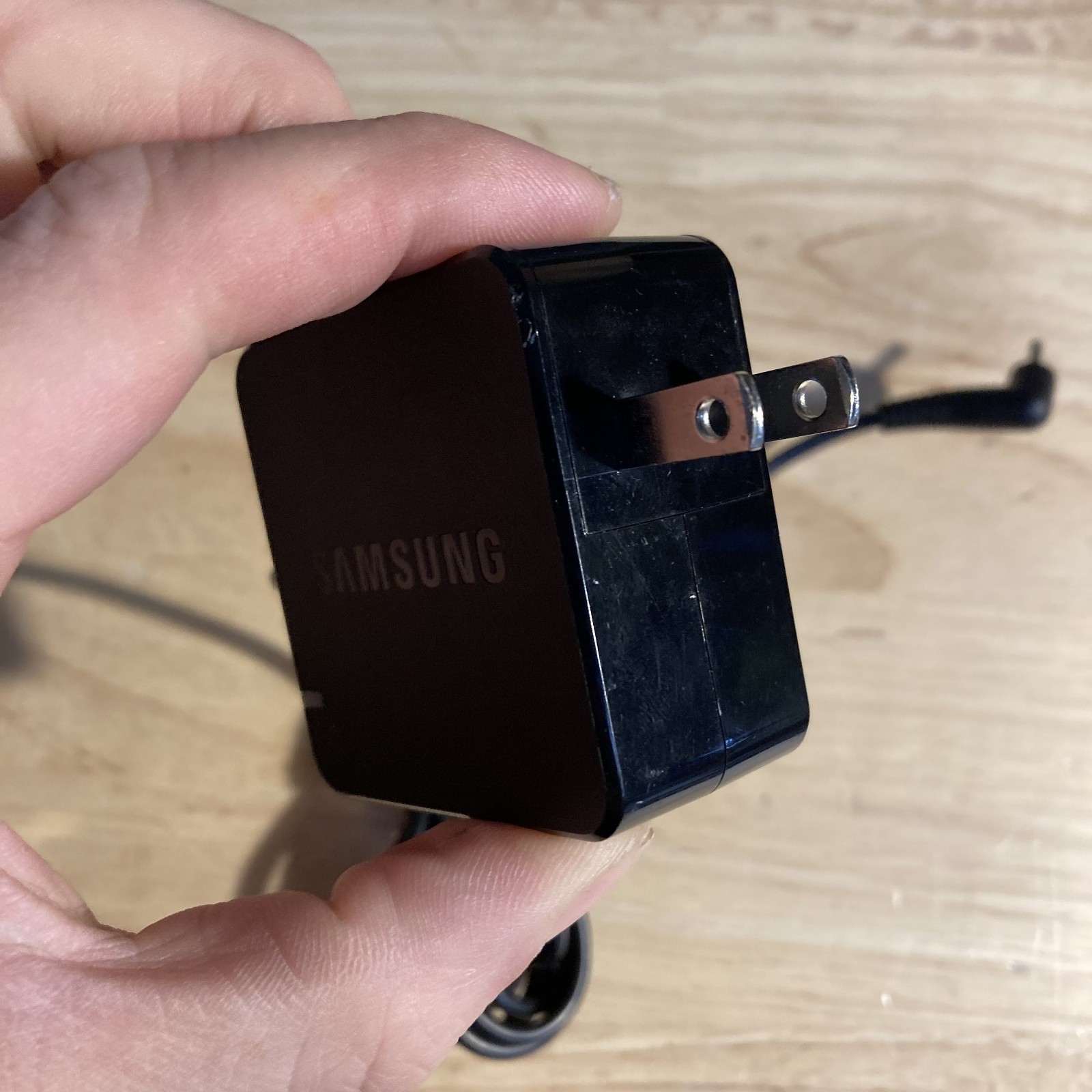 Samsung AC Adapter W14-026N1A Power Supply 12V 2.2A Charger AD-2612AUS