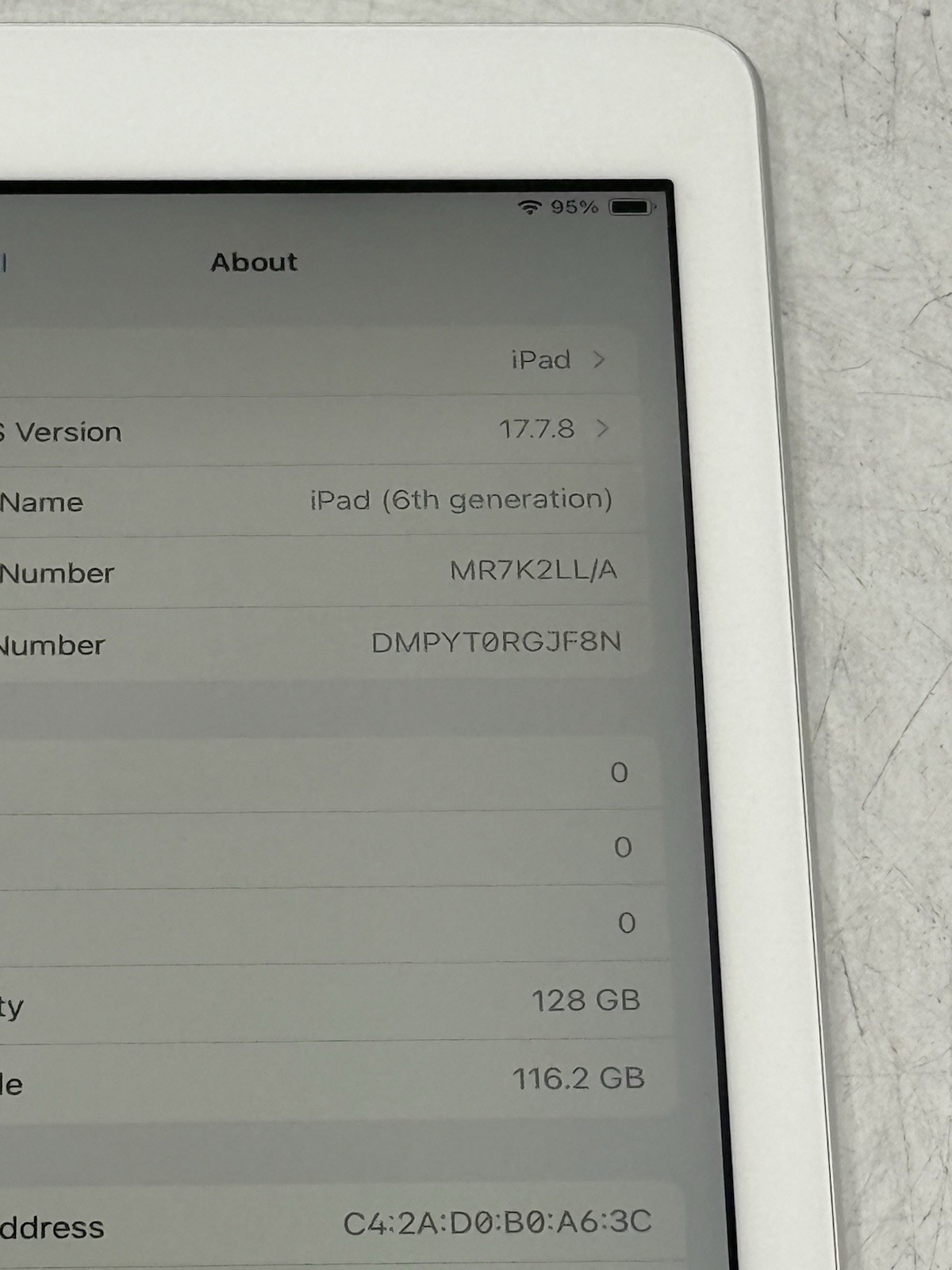 Apple iPad 6th Gen. A1893 9.7” 128GB Silver WIFI