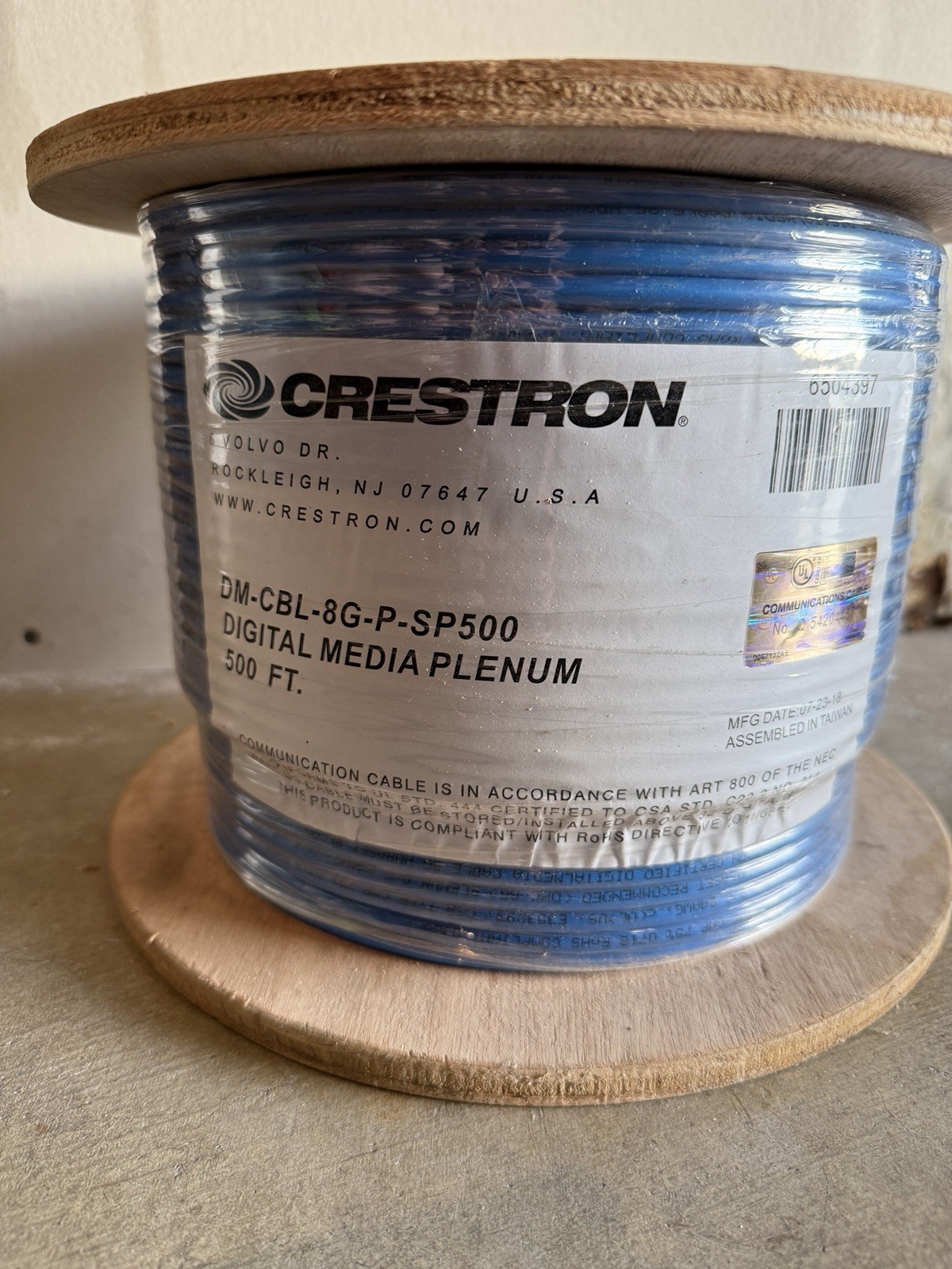 BRAND NEW CRESTRON Digital Media Plenum, 500 ft Spool, DM-CBL-8G-P-SP500