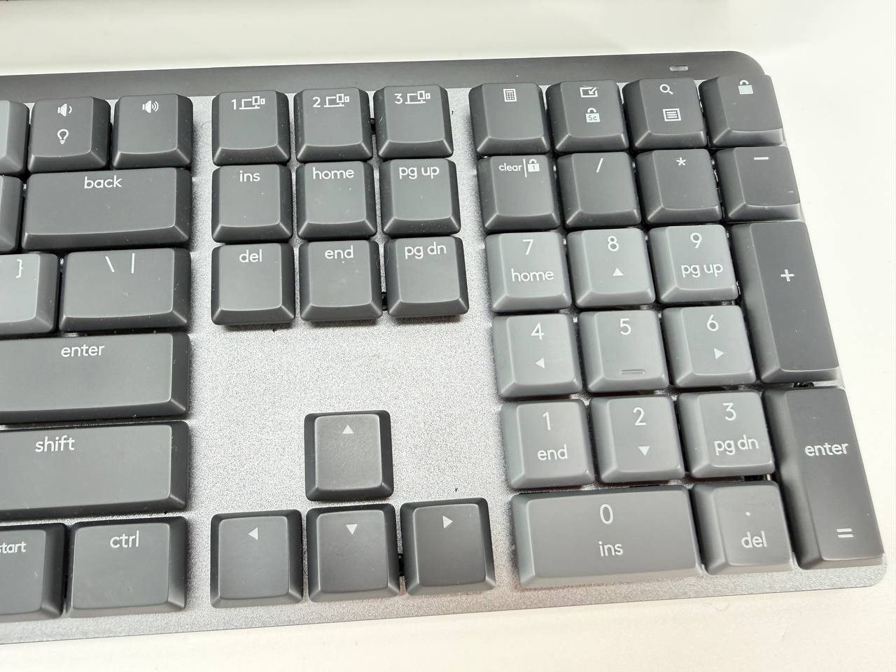 Logitech MX Mechanical Full Size Wireless Keyboard Tactile Quiet YR0082