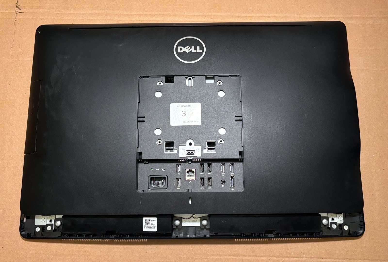 Dell All-In-One Desktop Computer Intel Core i5 For Parts Repair Powers On