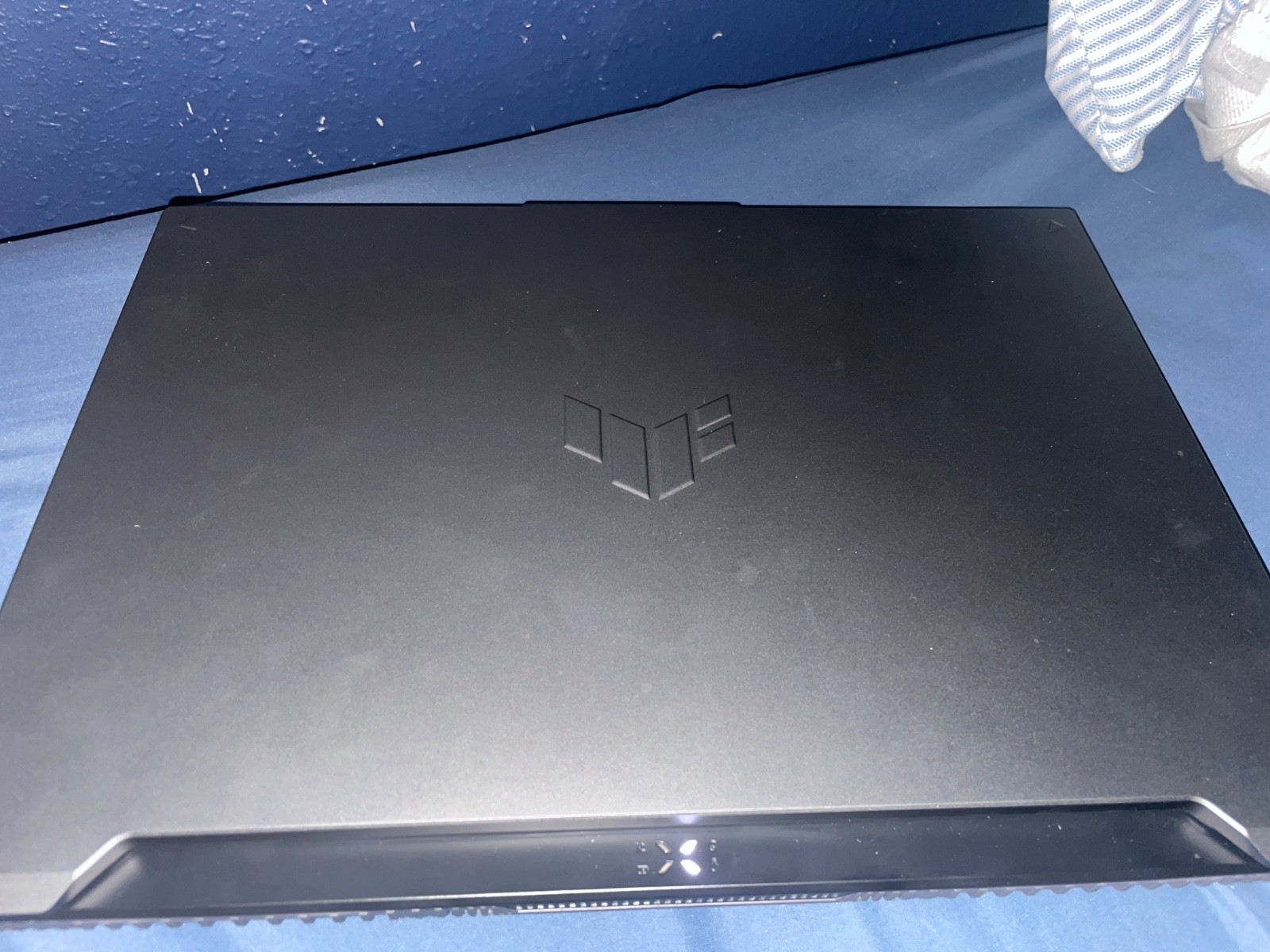 tuf gaming laptop rtx 4050 512 storge