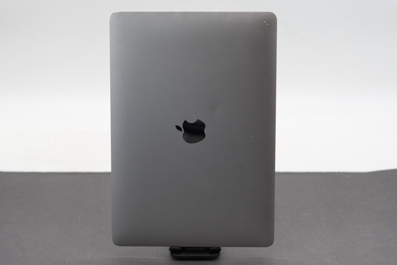 Apple MacBook Air Laptop 13” M1 A2337 2020 Password Locked ( For Parts Only )