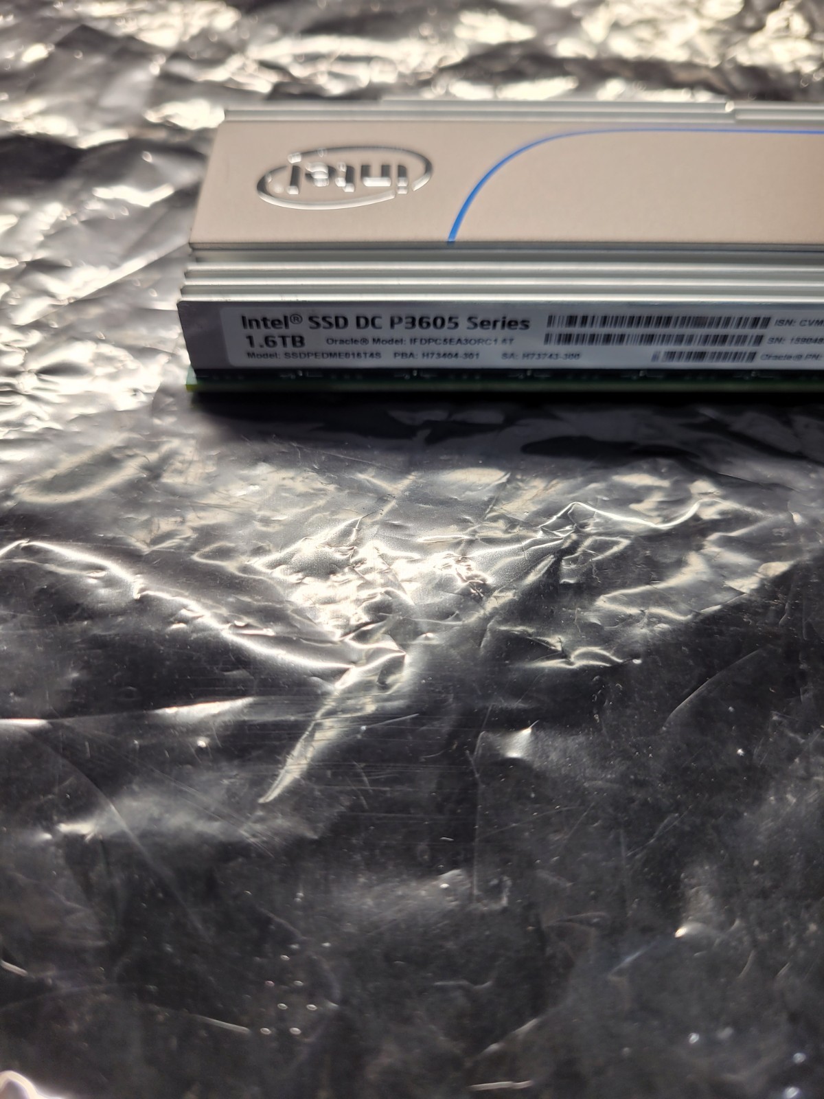 Intel / Oracle DC P3605 Series 1.6TB PCIe NVMe SSD SSDPEDME016T4S
