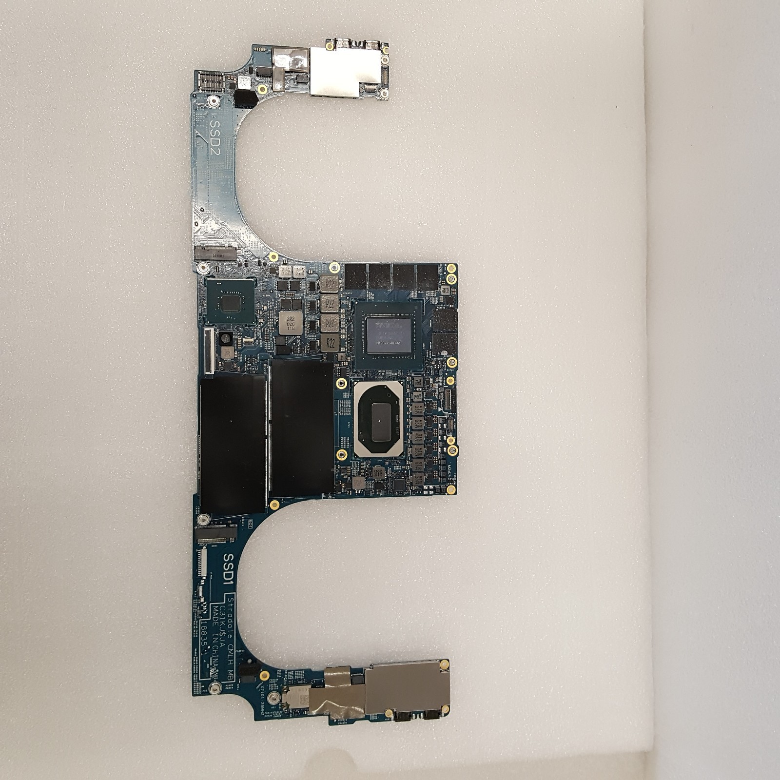 DELL Precision 17 5750 XEON W-10885M CPU + RTX 3000 MOTHERBOARD – V0TWD