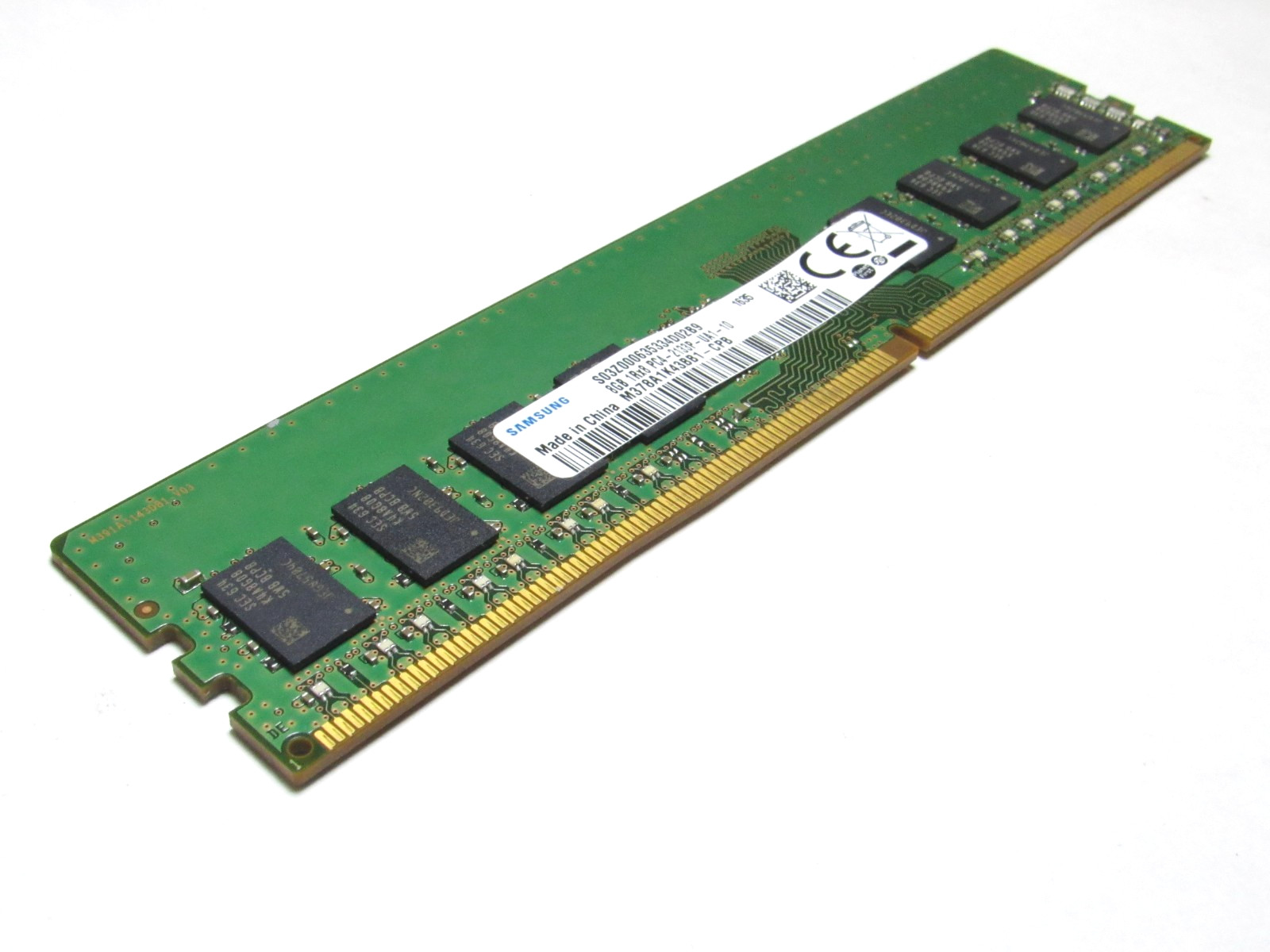 Samsung 16GB Kit (2x8GB) DDR4 2133MHz PC4-17000 UDIMM RAM M378A1K43BB1-CPB