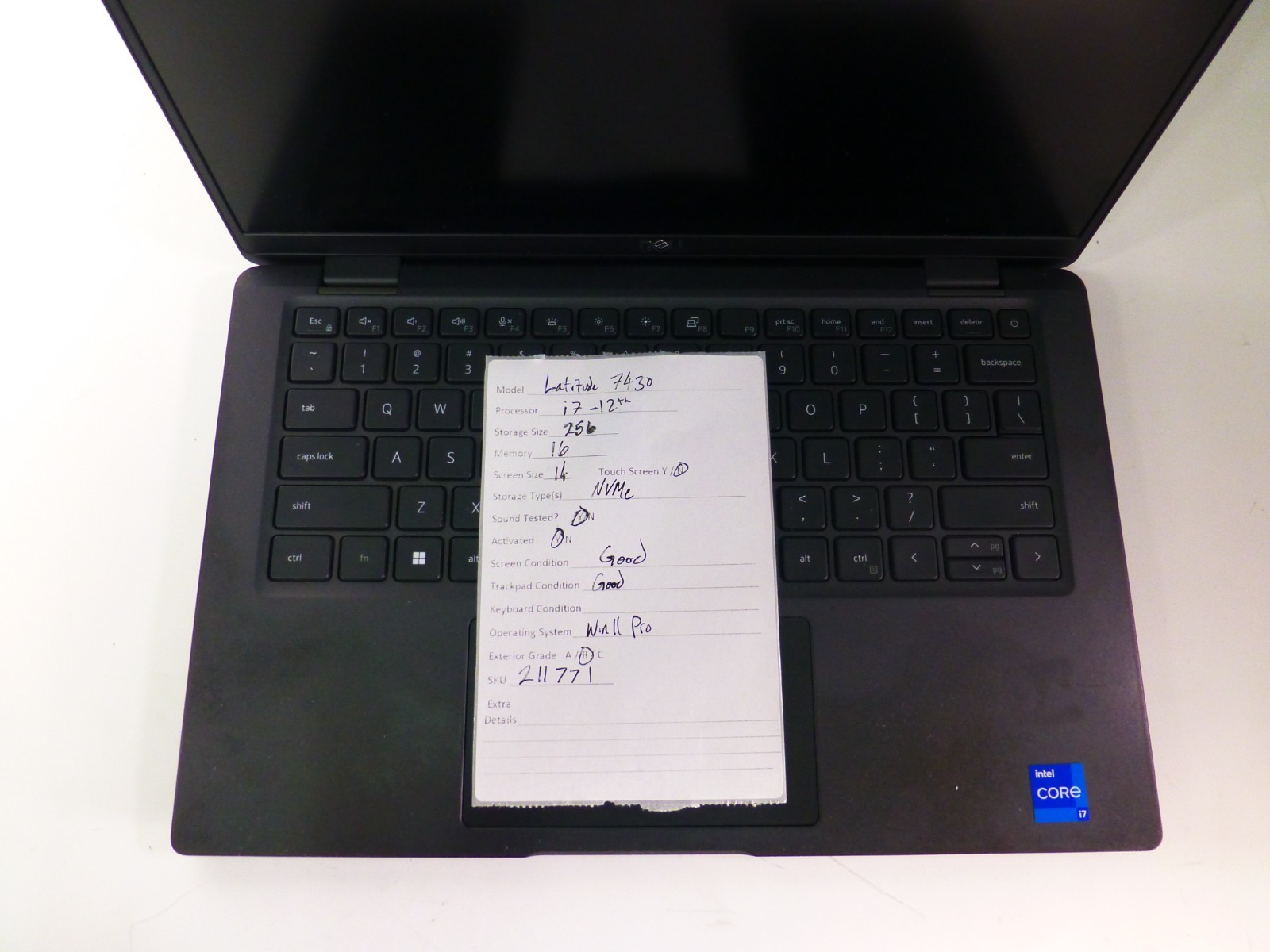Dell Latitude 7430 14″ (256GB SSD, Intel Core i7-12th Gen, 16GB RAM, Windows 11)