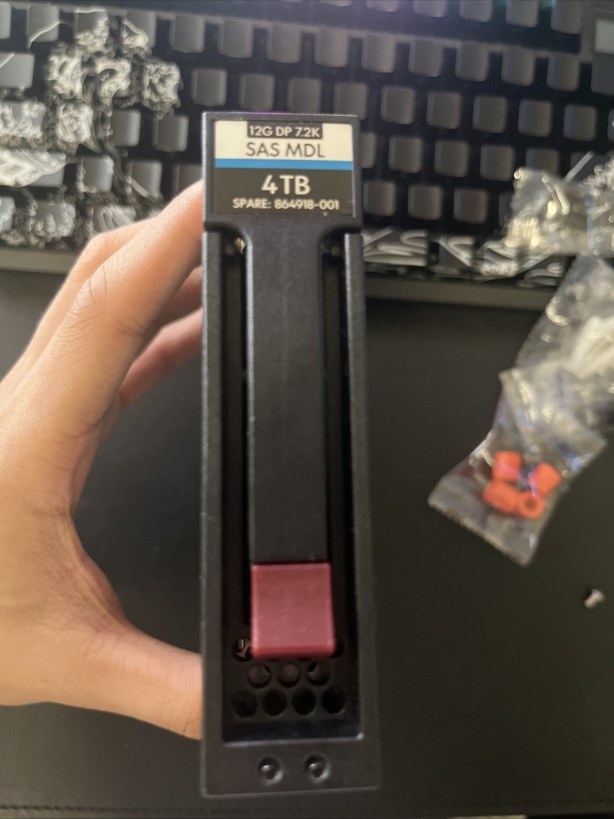 Dell 01MVTT 4TB 12Gbps 7.2K RPM 3.5″ SAS (MG04SCA40ENY) Hard Drive