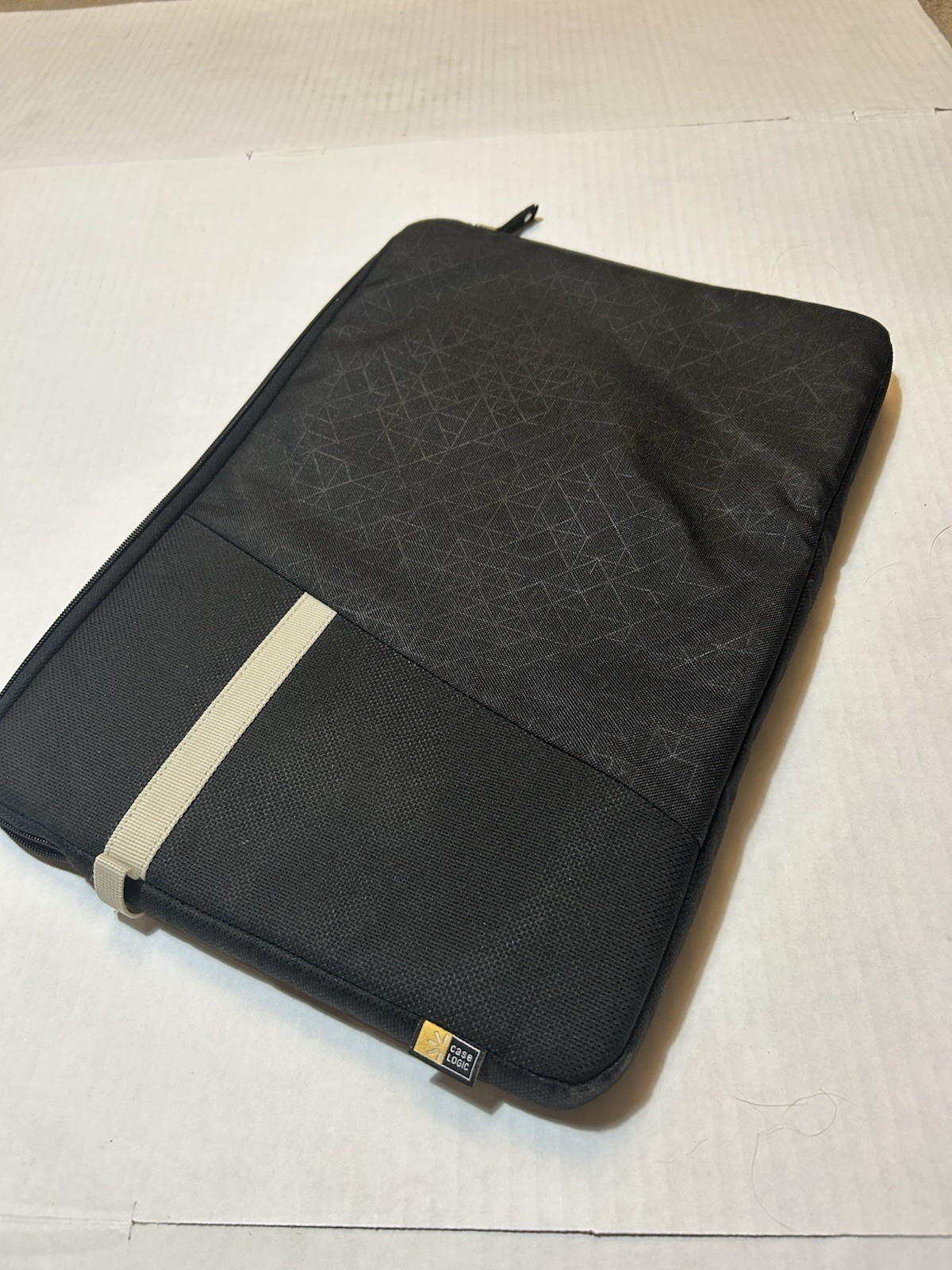 Case Logic 15in Laptop Sleeve Case Black Geometric Padded Polyester Zipper