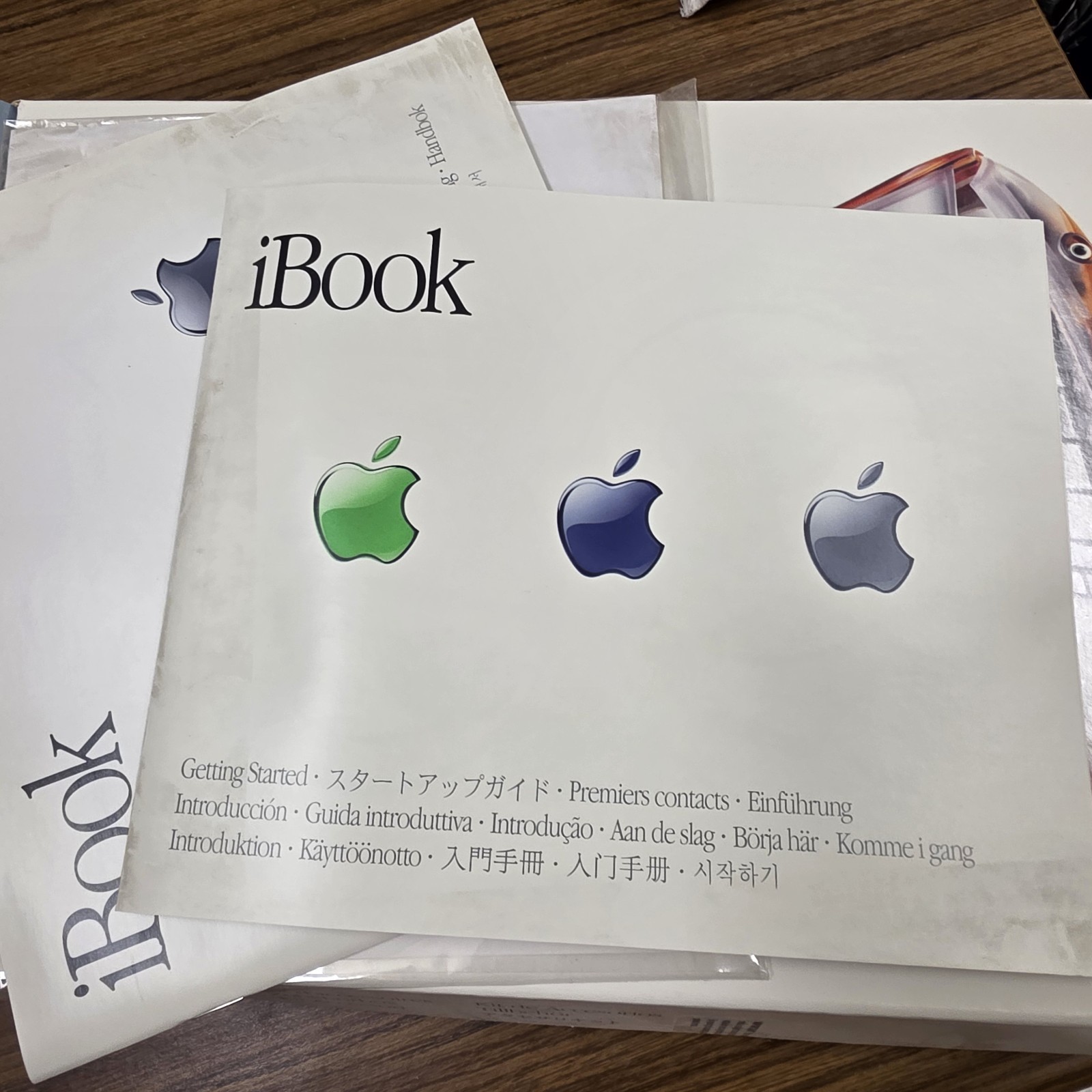 Original Retail BOX ONLY • 2000 Apple iBook G3 Excellent Manuals Cable Media