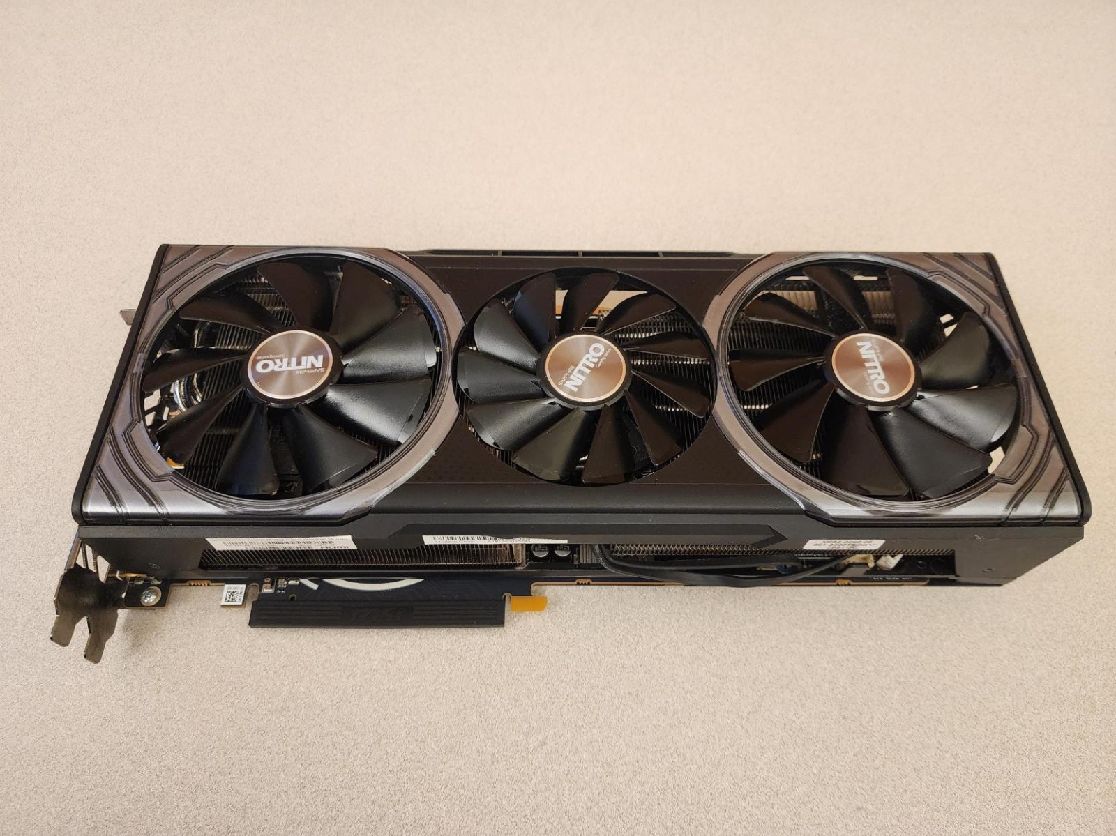 Sapphire NITRO+ Radeon RX Vega 64 8GB HBM2 Graphics Card 11276-01