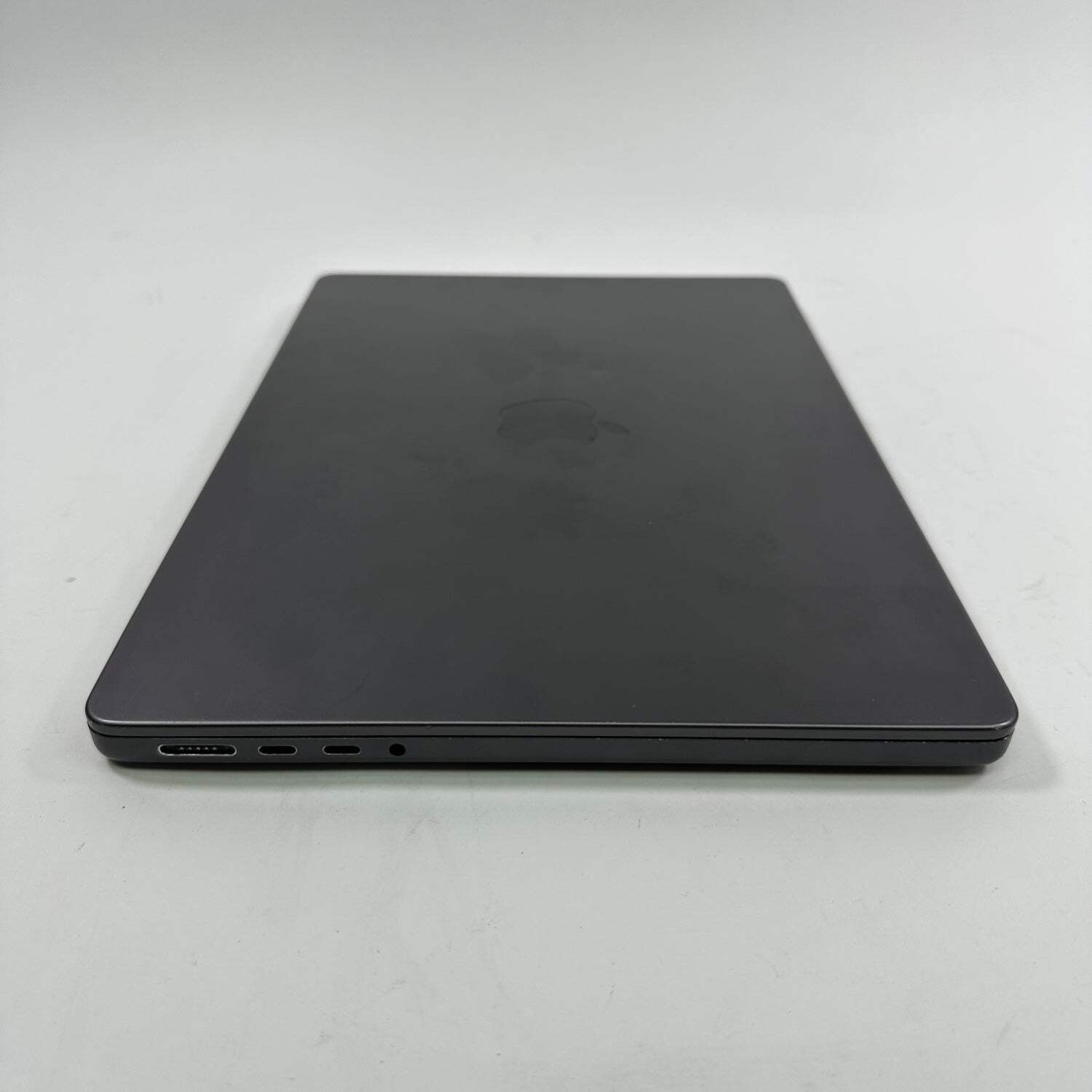 2023 Apple MacBook Pro 14″ M3 Pro 14C GPU 4.0GHz 18GB RAM 512GB SSD A2992