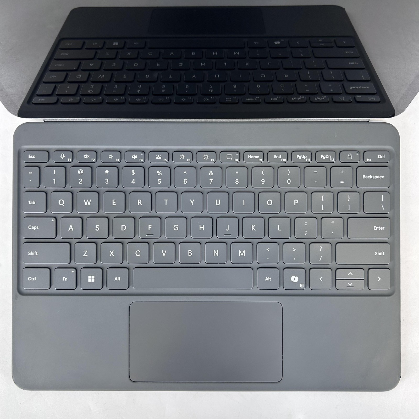 Microsoft Surface Pro 12 Snapdragon X Plus 3.3GHz 16GB 256GB UFS Good