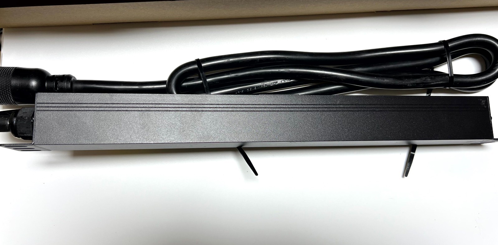 New LCD Metered 1U PDU 200-240v 30A 30amp L6-30P 6 x C13 Cryptocurrency Mining