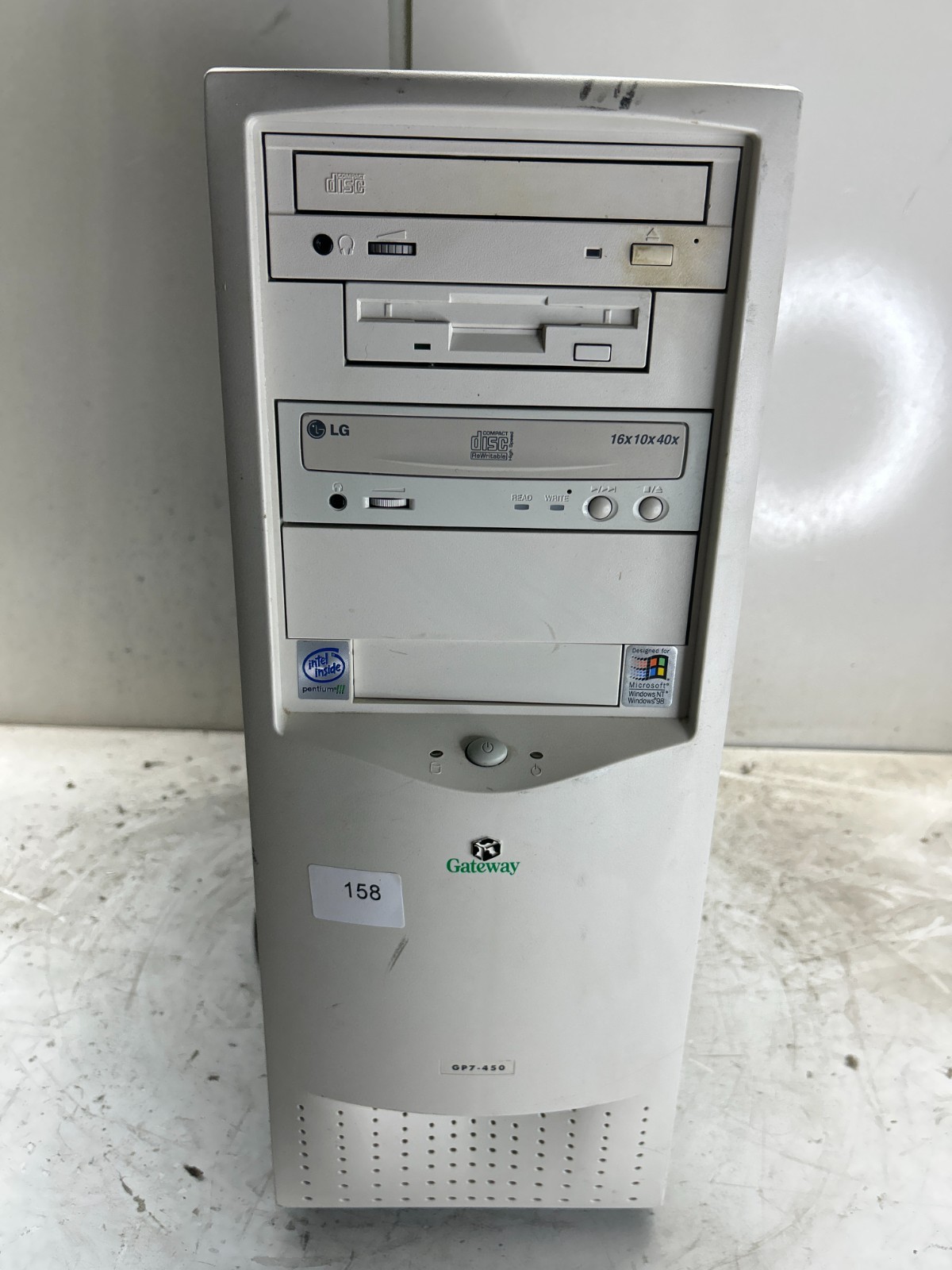GatGateway LPMINI-Tower TBR2 450 PIII GP7-450 Intel Pentium III NO HDD