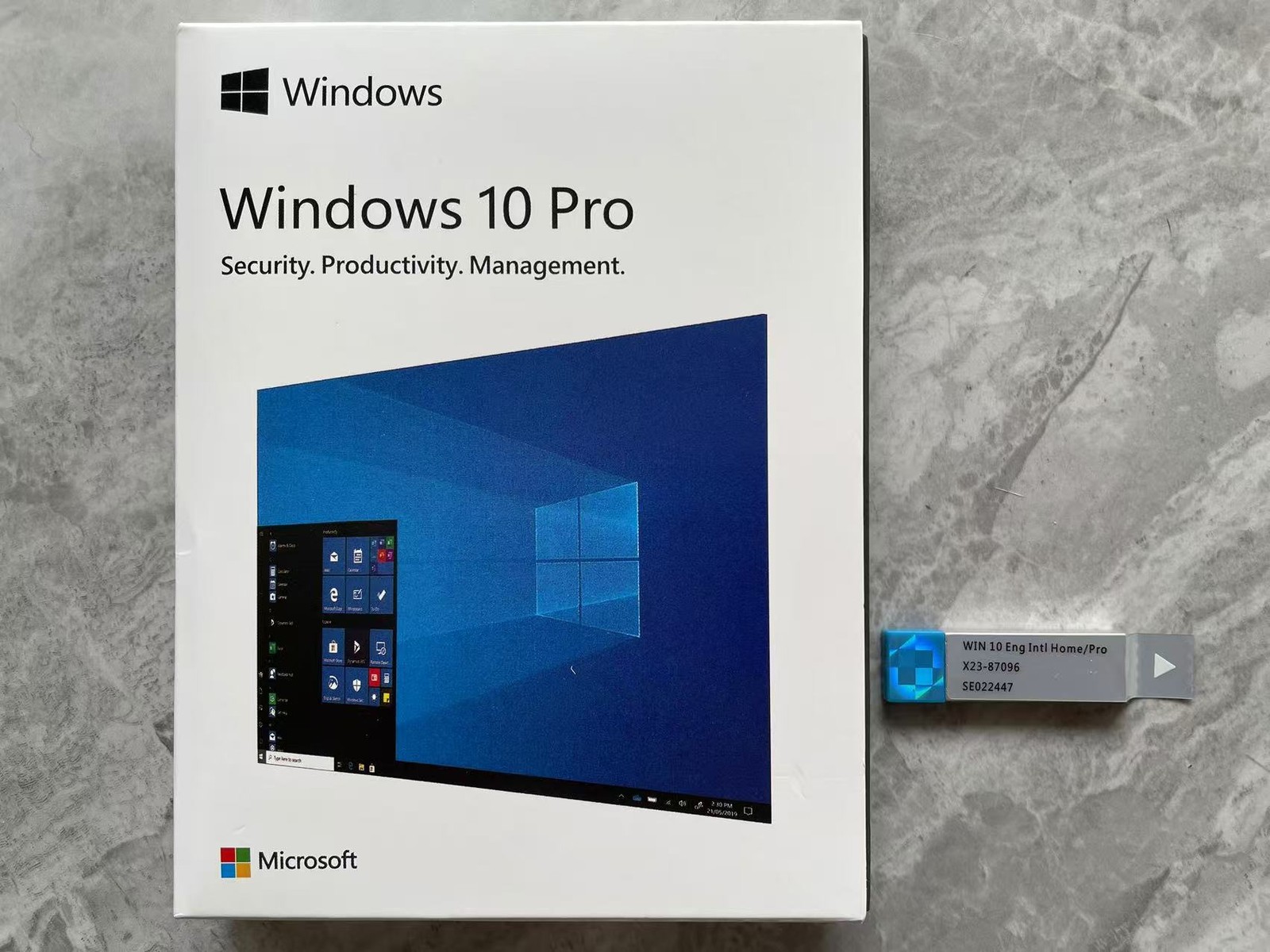 Microsoft Windows 10 Professional ,32-bit,64-bit, USB New-Sealed