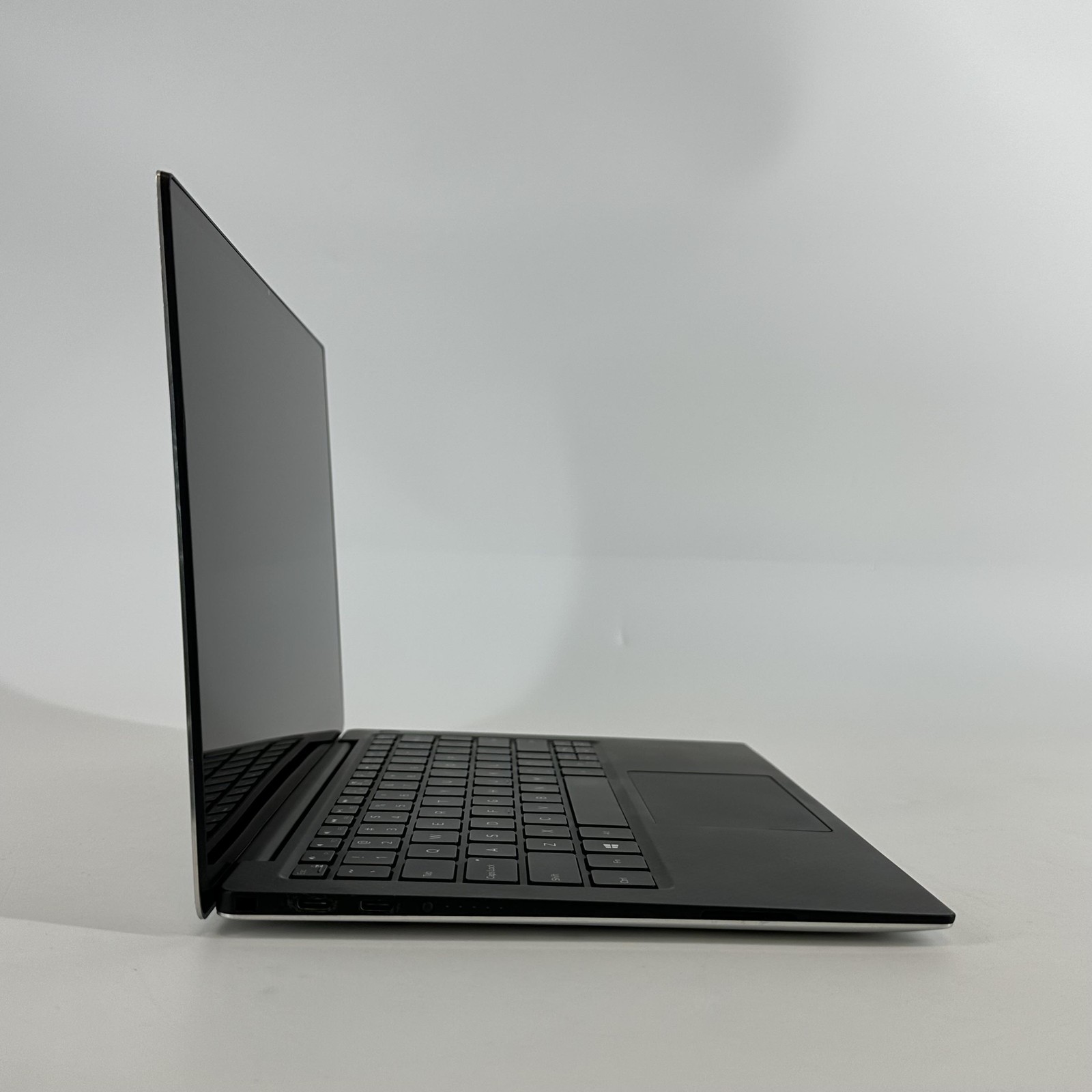 Dell XPS 13 7390 2020 Silver 4K TOUCH i7-10710U 1.10GHz 16GB 1TB SSD Good