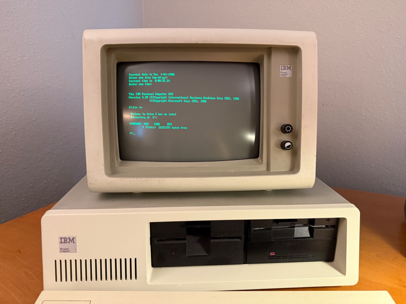 Vintage IBM 5150 Computer – 640KB – 20MB HDD – Excellent Working!