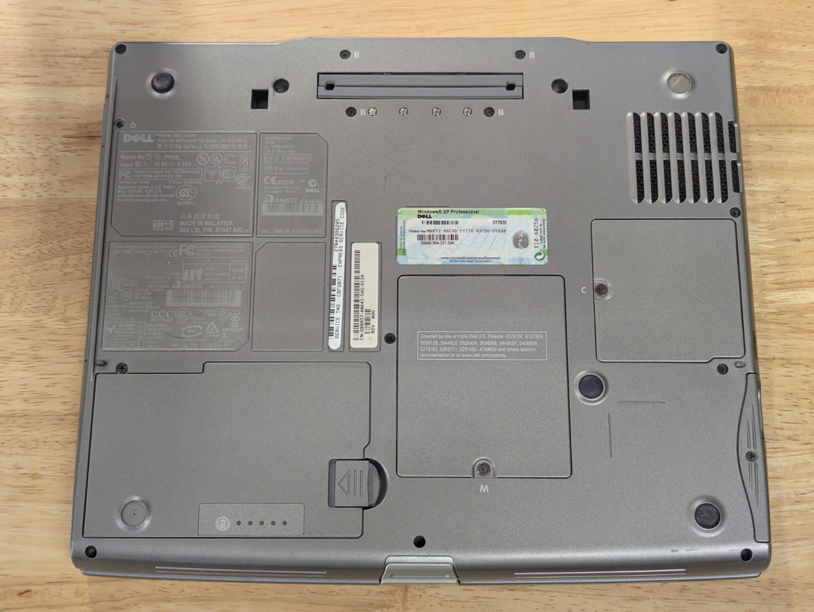 Dell Inspiron 600M PP05L 14″ 1.5GHz 256MB WinXP Mem w Charger